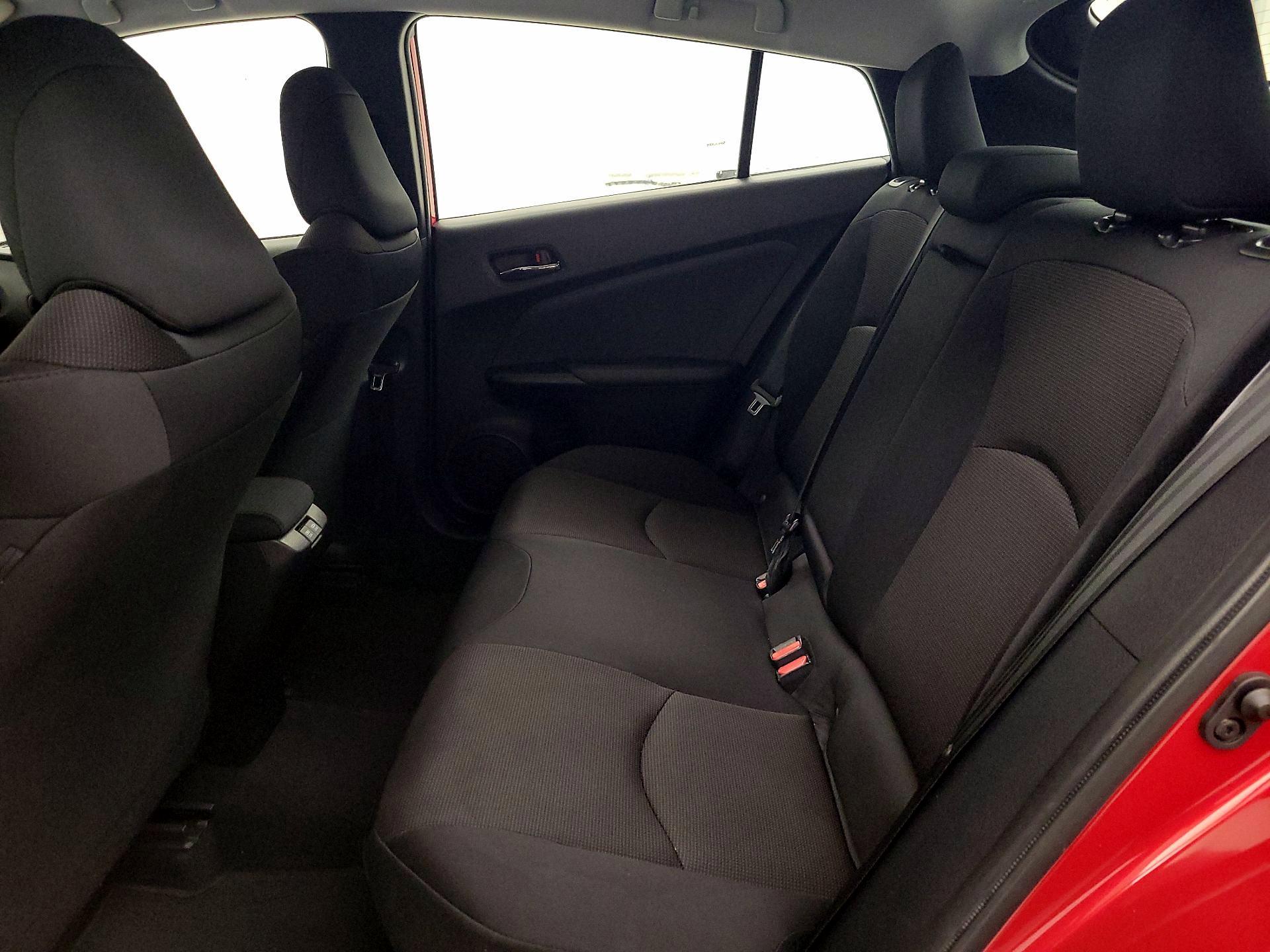 Thumbnail: 2022 Toyota Prius - 18