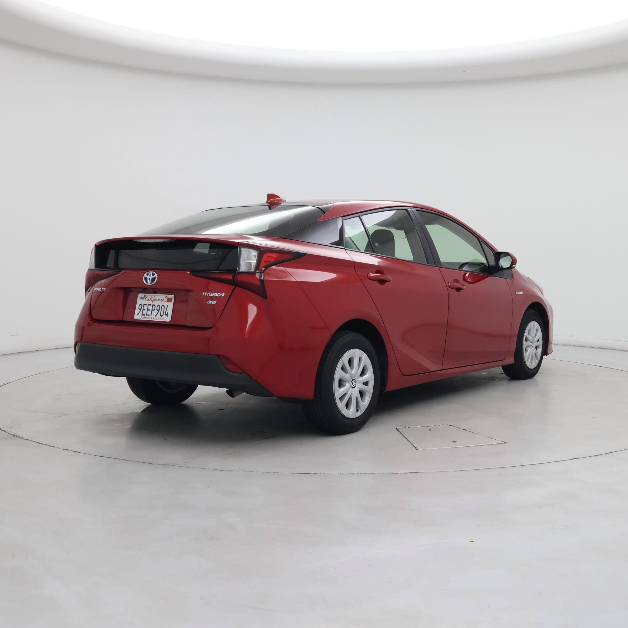 Thumbnail: 2022 Toyota Prius - 8