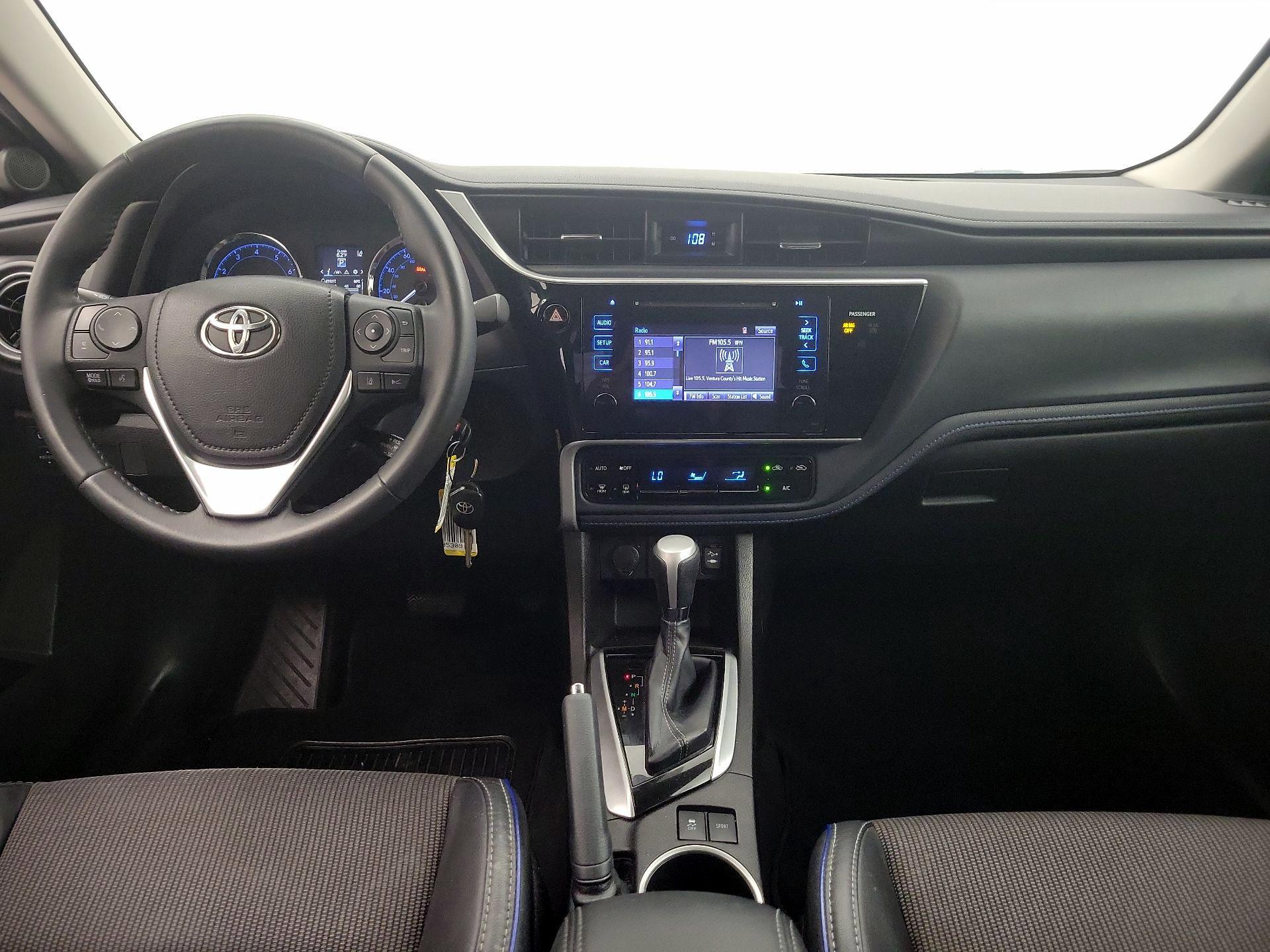 Thumbnail: 2017 Toyota Corolla - 9