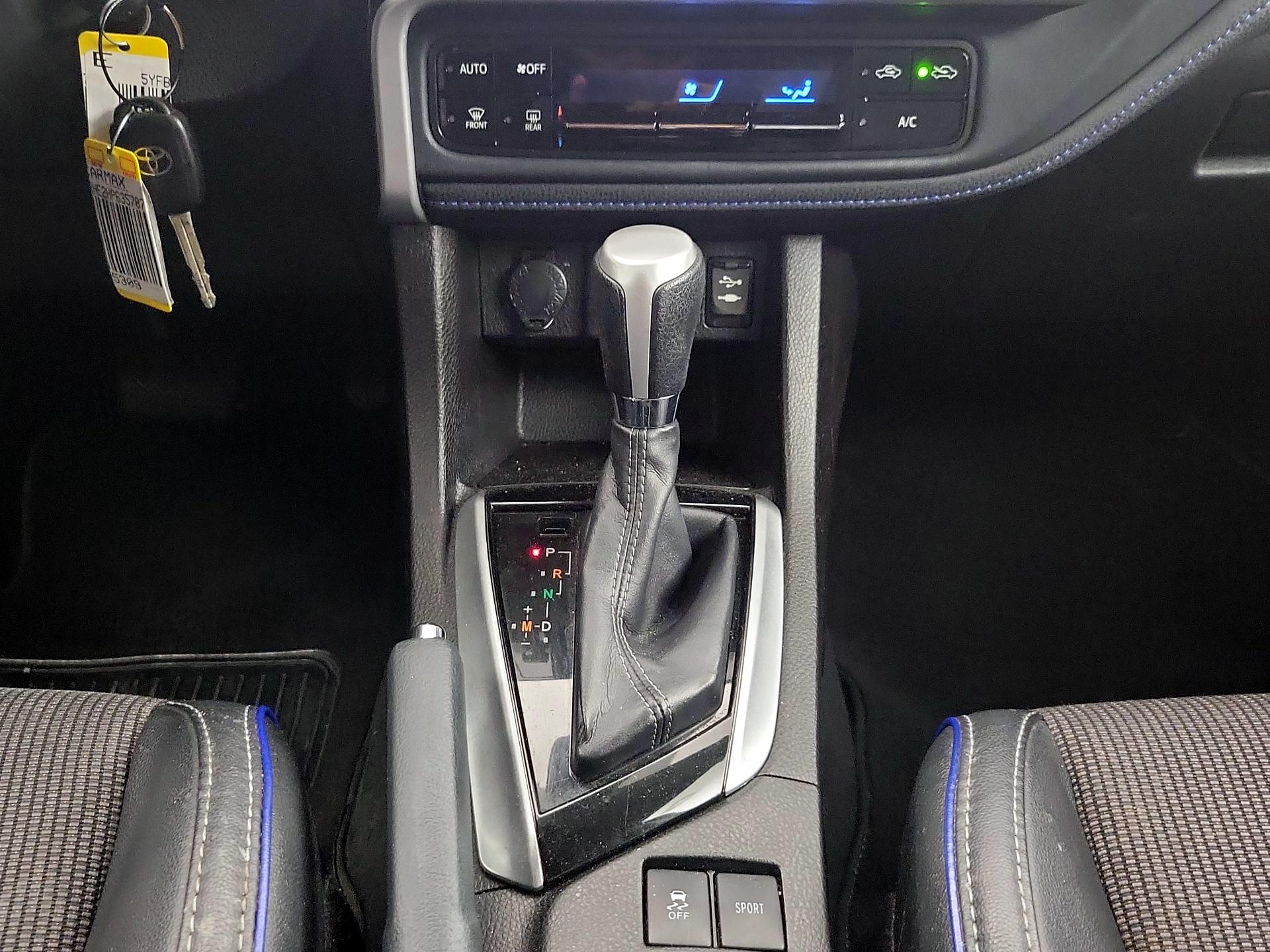 Thumbnail: 2017 Toyota Corolla - 17