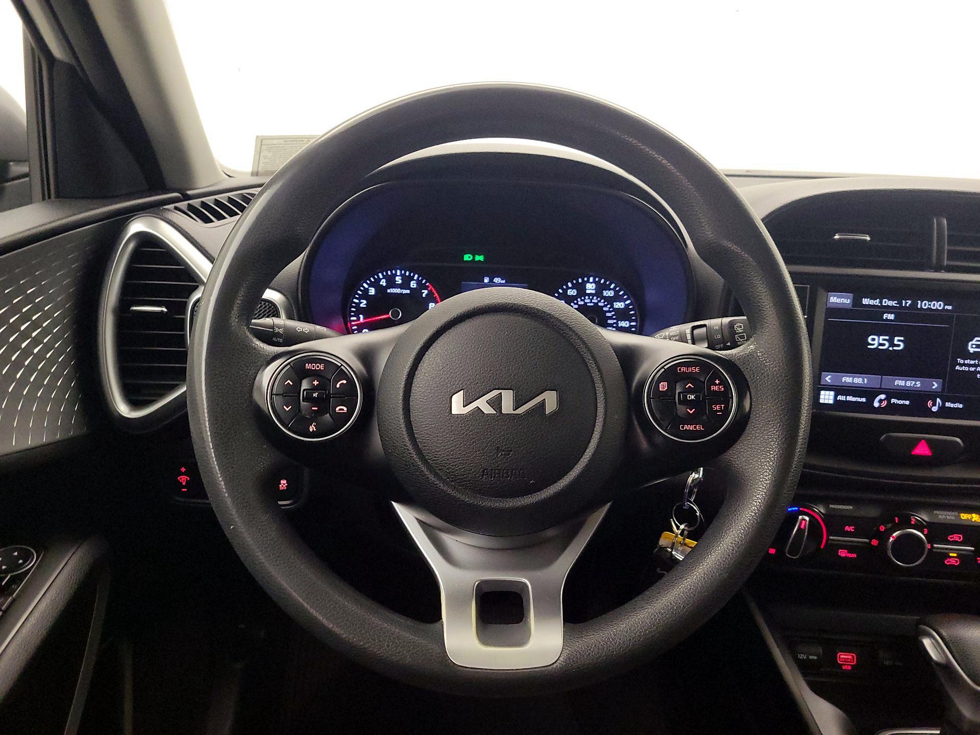 Thumbnail: 2022 Kia Soul - 10