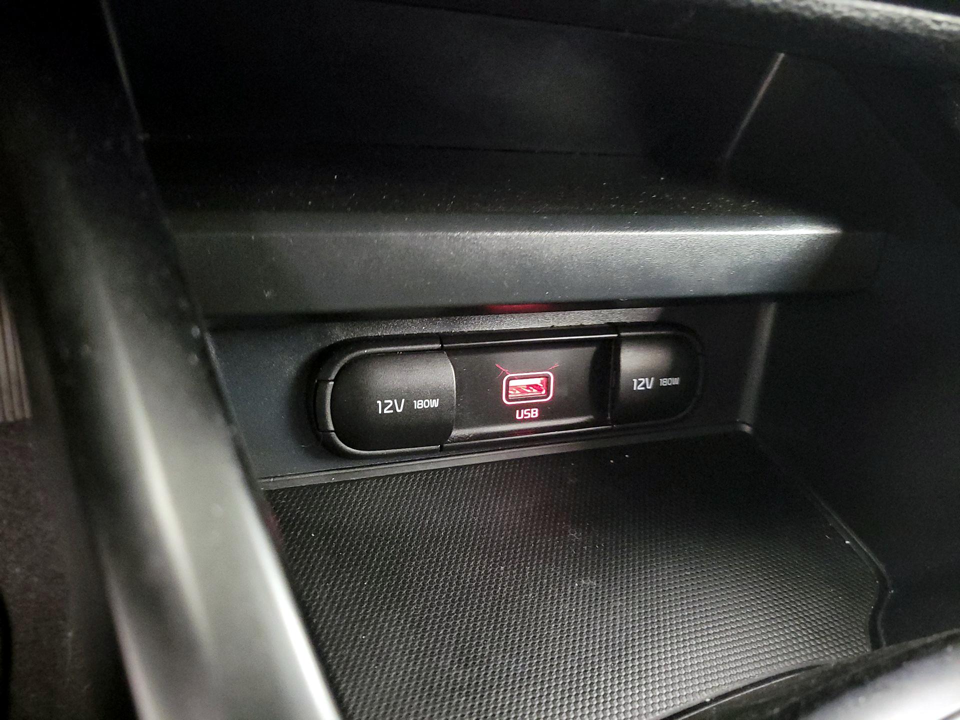 Thumbnail: 2022 Kia Soul - 18