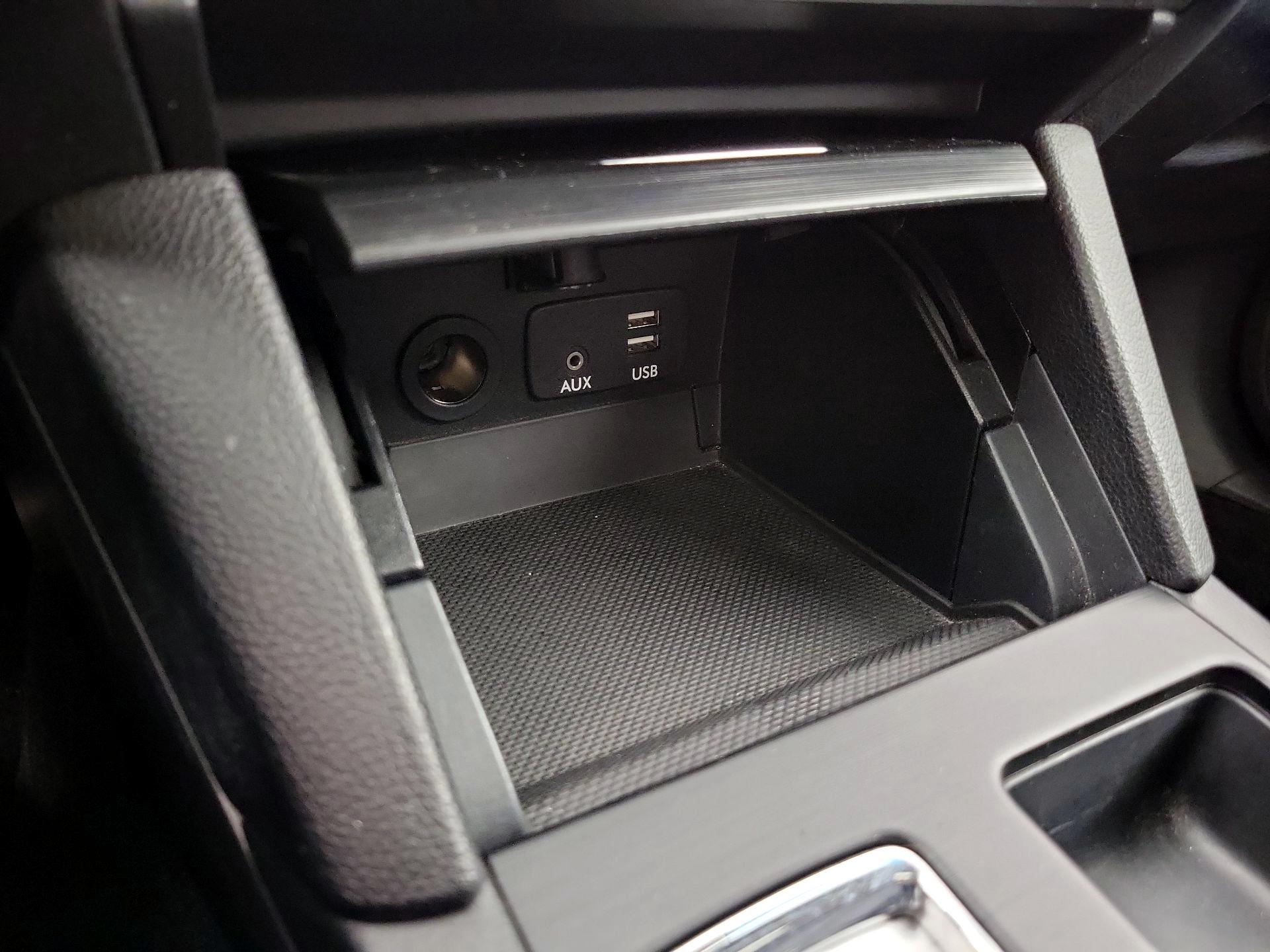 Thumbnail: 2015 Subaru Legacy - 18