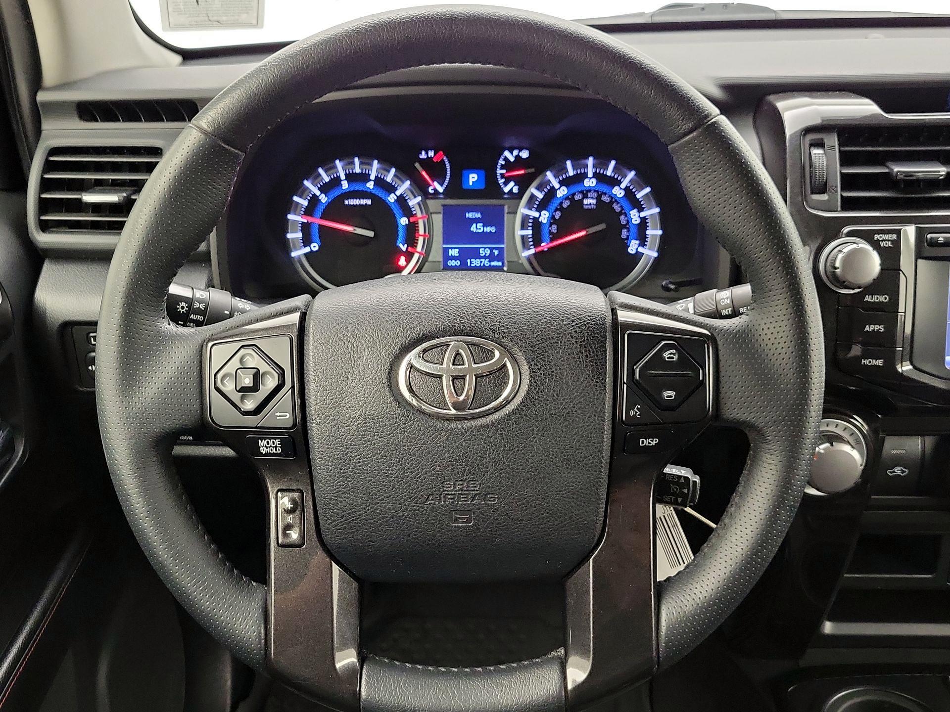 Thumbnail: 2019 Toyota 4Runner - 10