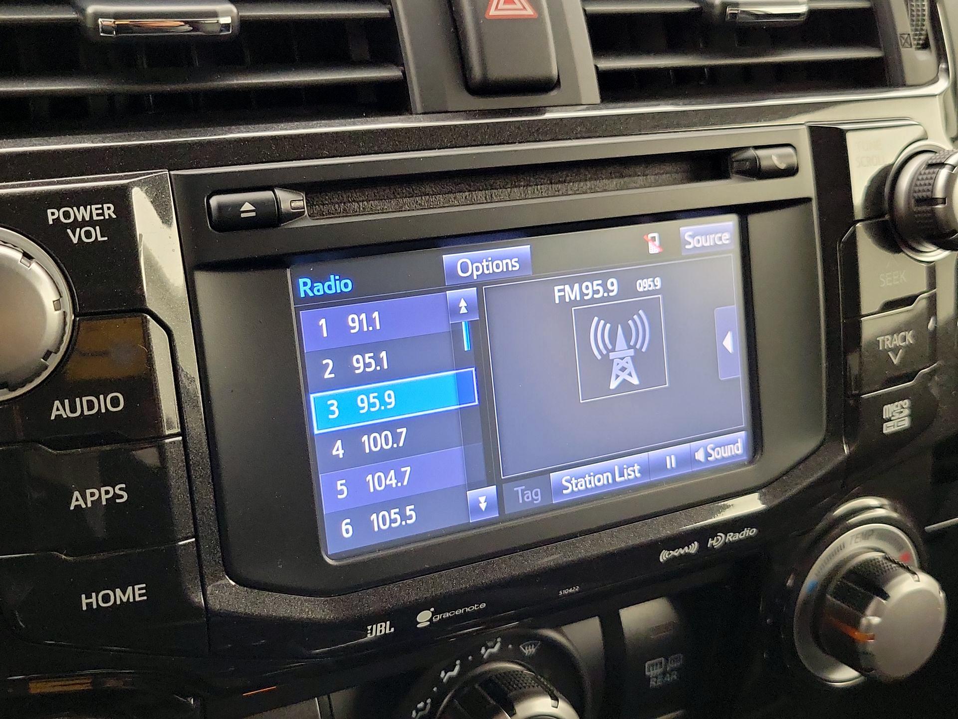 Thumbnail: 2019 Toyota 4Runner - 15