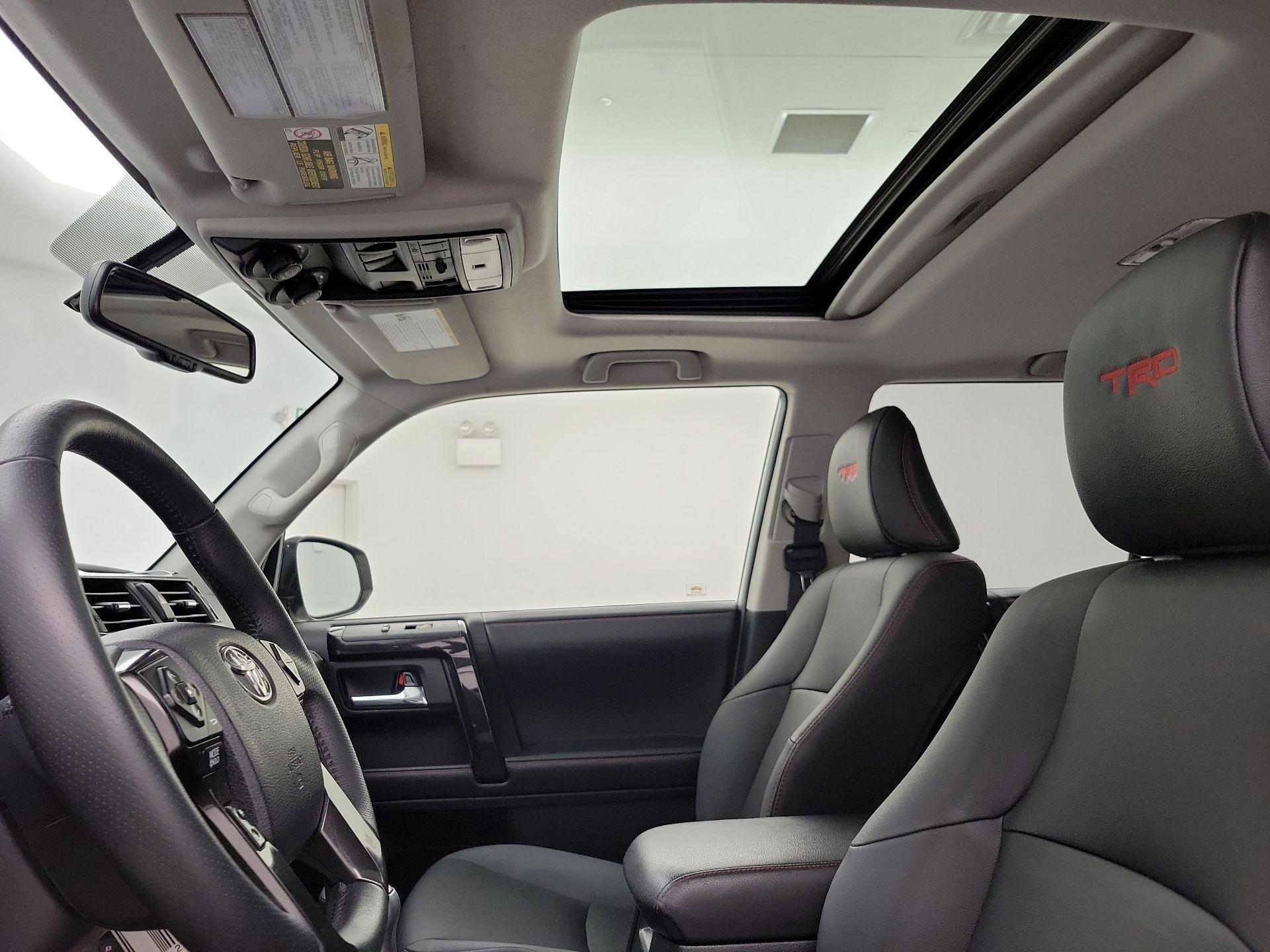 Thumbnail: 2019 Toyota 4Runner - 19