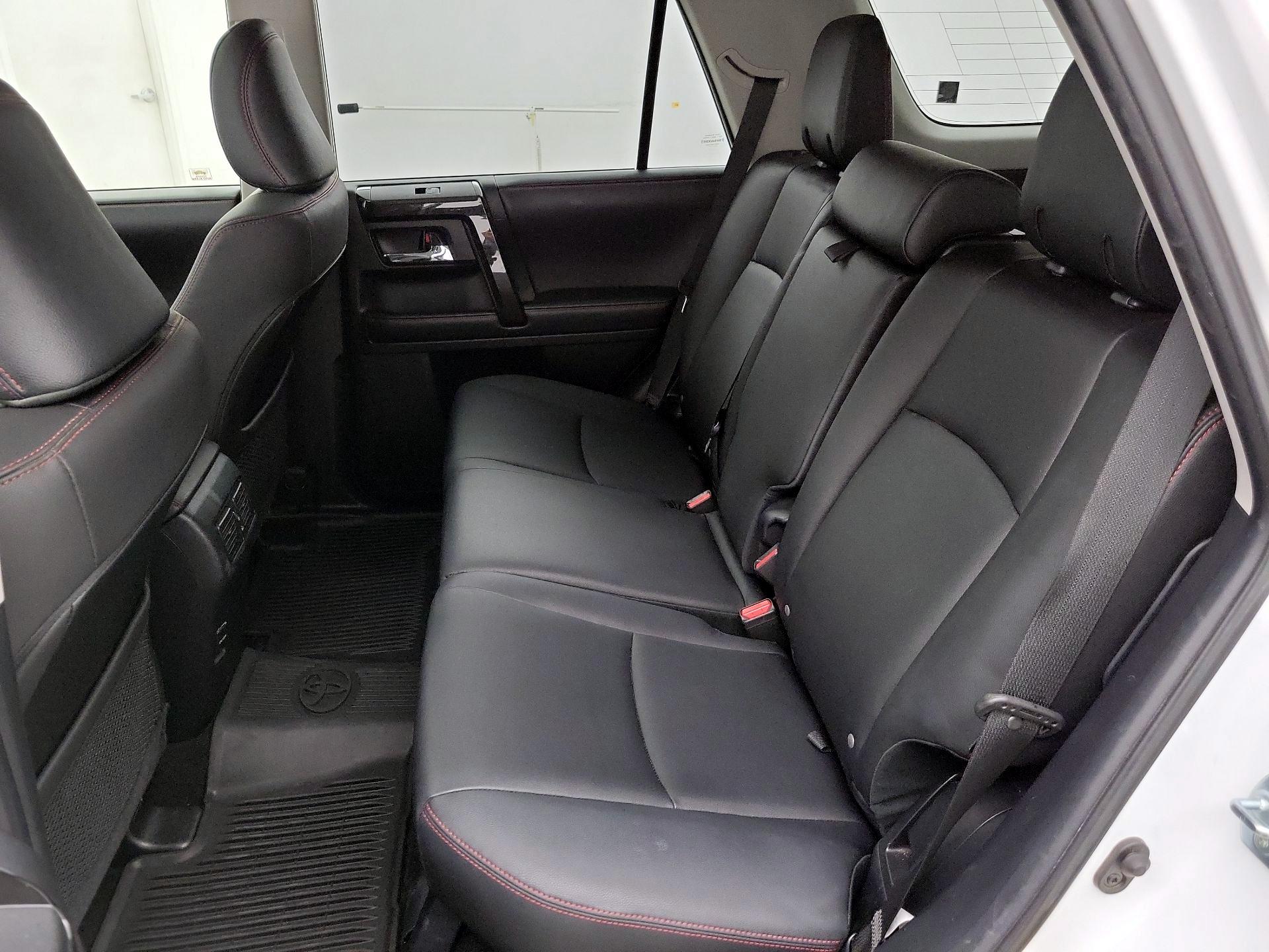 Thumbnail: 2019 Toyota 4Runner - 20