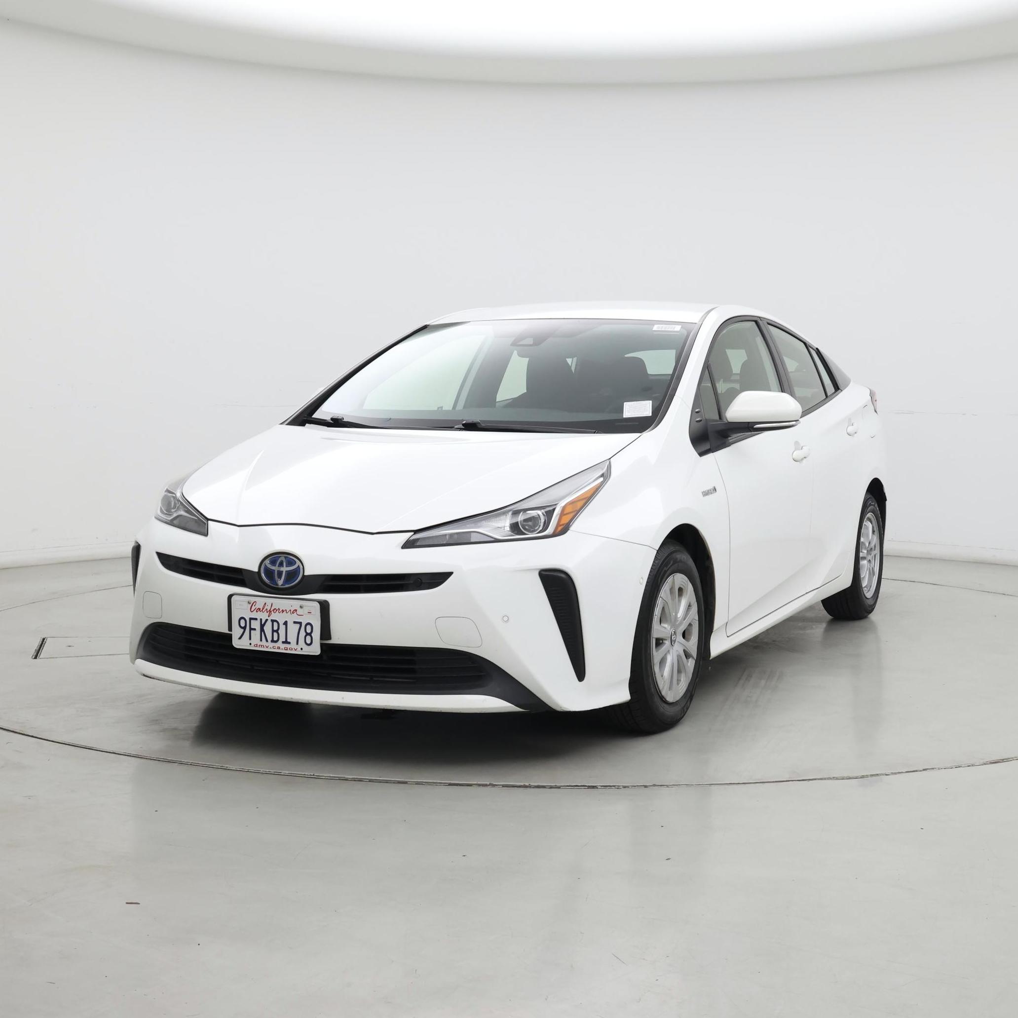 Thumbnail: 2021 Toyota Prius - 4