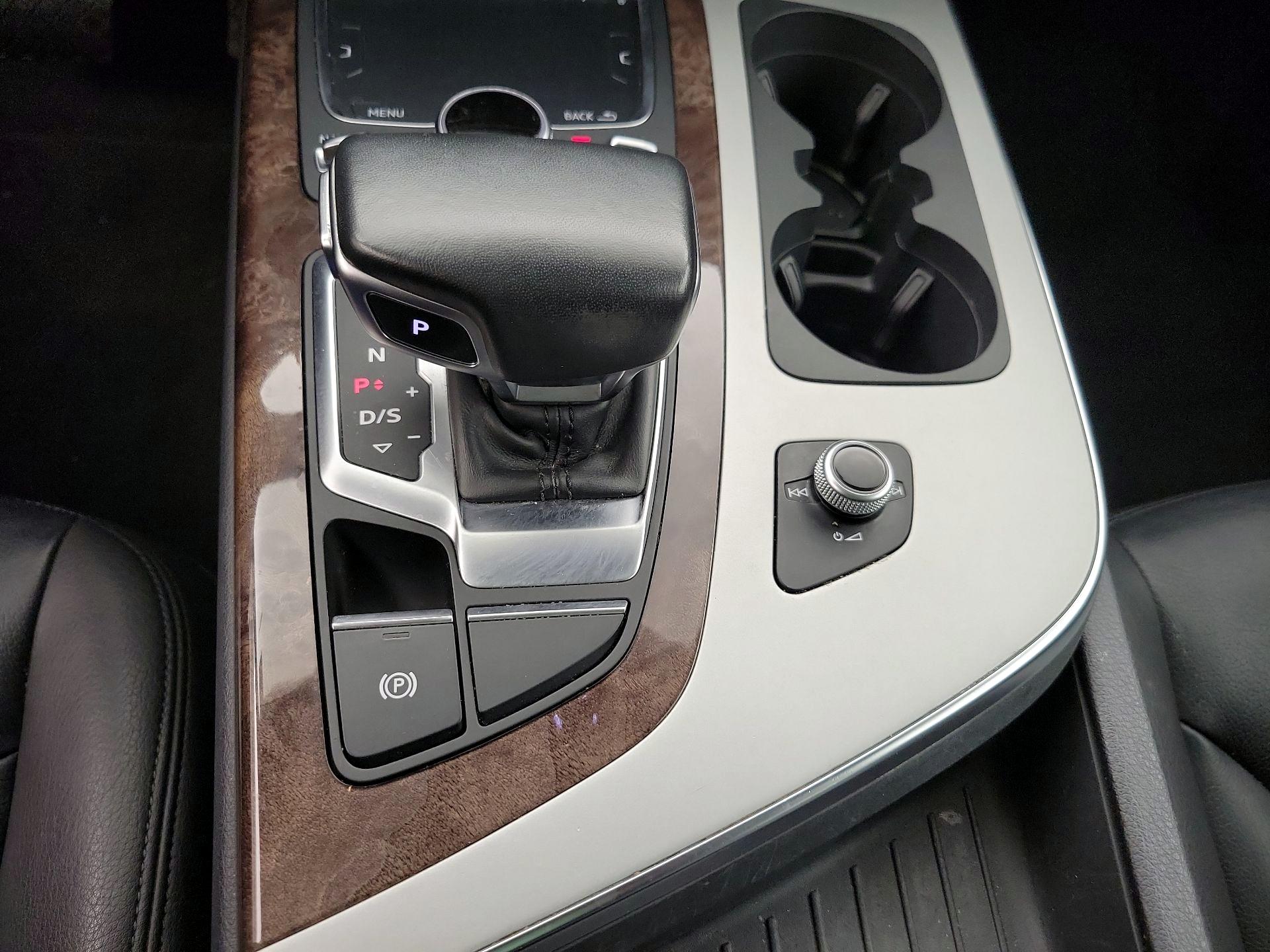 Thumbnail: 2019 Audi Q7 - 18