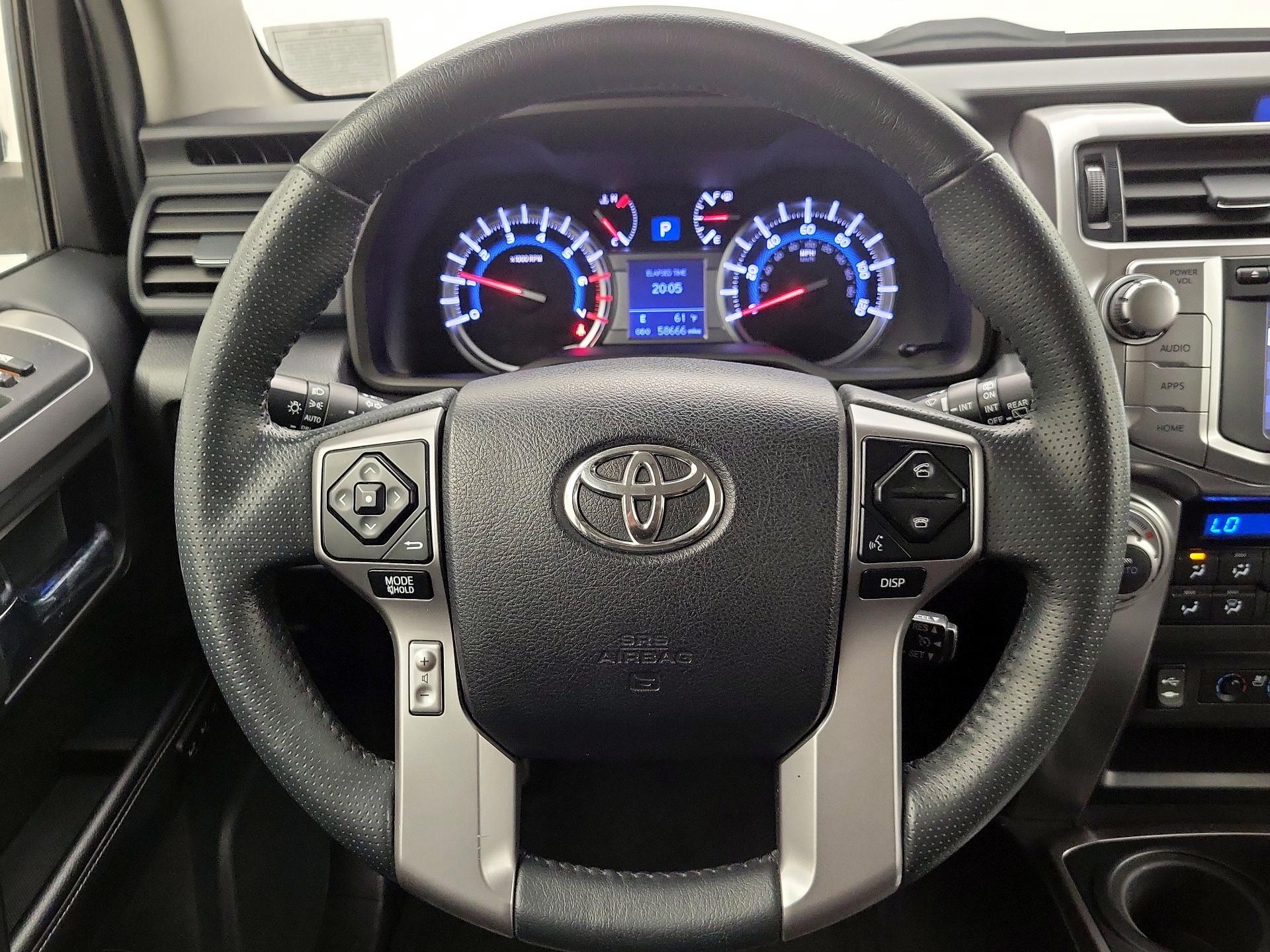 Thumbnail: 2015 Toyota 4Runner - 10