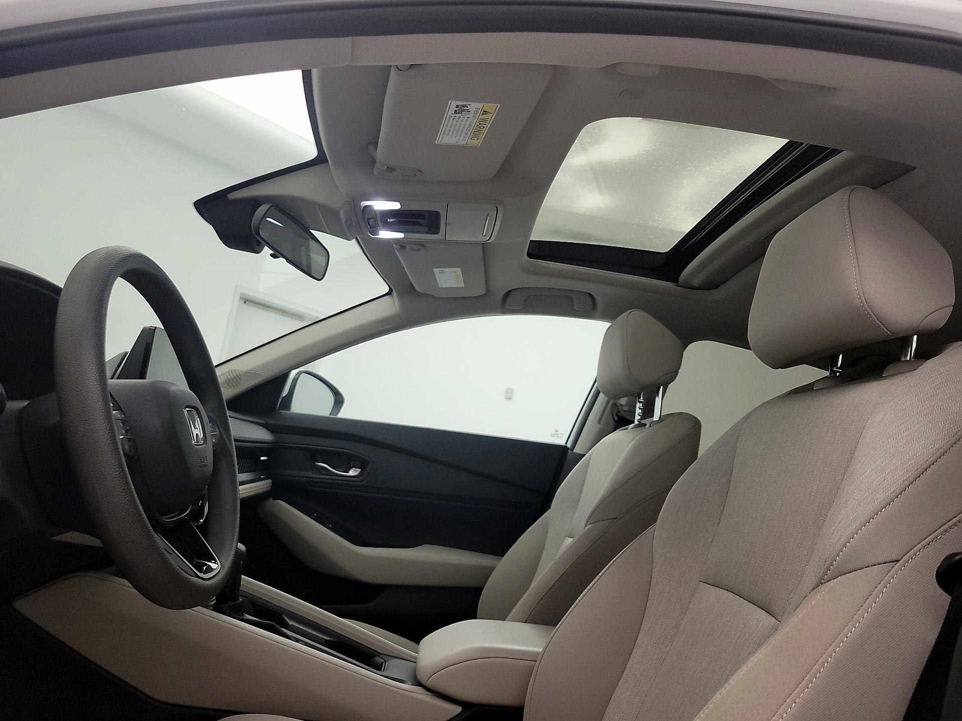 Thumbnail: 2023 Honda Accord - 18