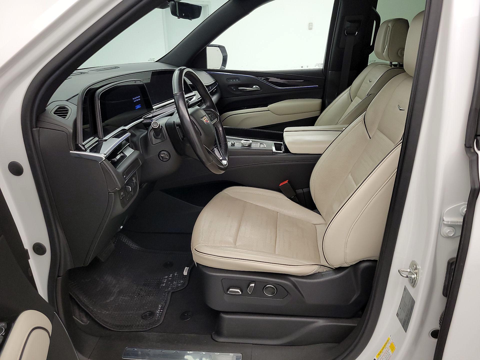 Thumbnail: 2021 Cadillac Escalade - 11