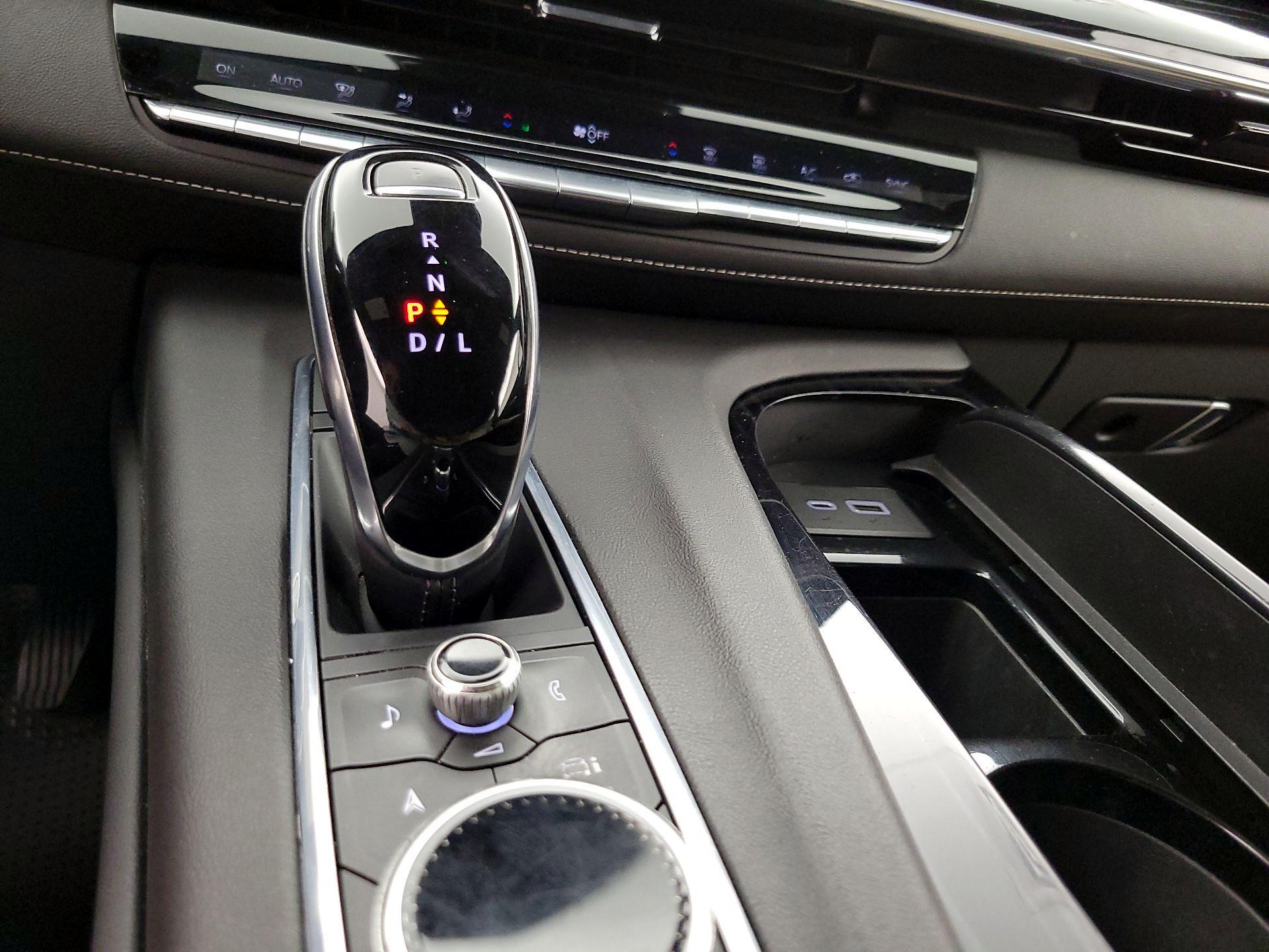 Thumbnail: 2021 Cadillac Escalade - 17