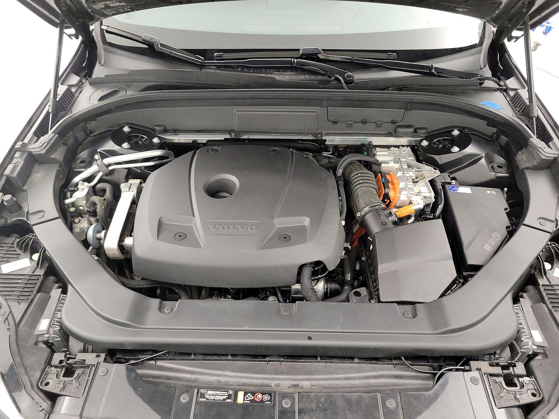 Thumbnail: 2020 Volvo XC60 - 20