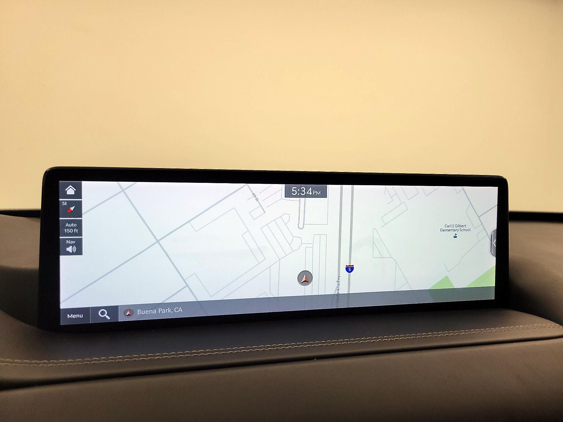 Thumbnail: 2021 Genesis GV80 - 14