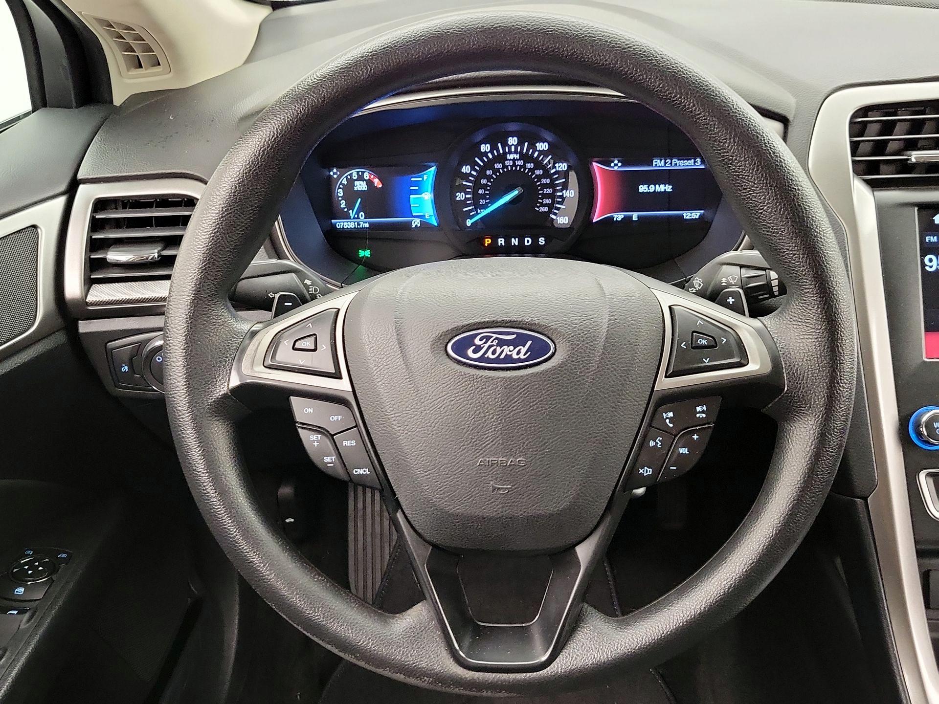 Thumbnail: 2018 Ford Fusion - 10