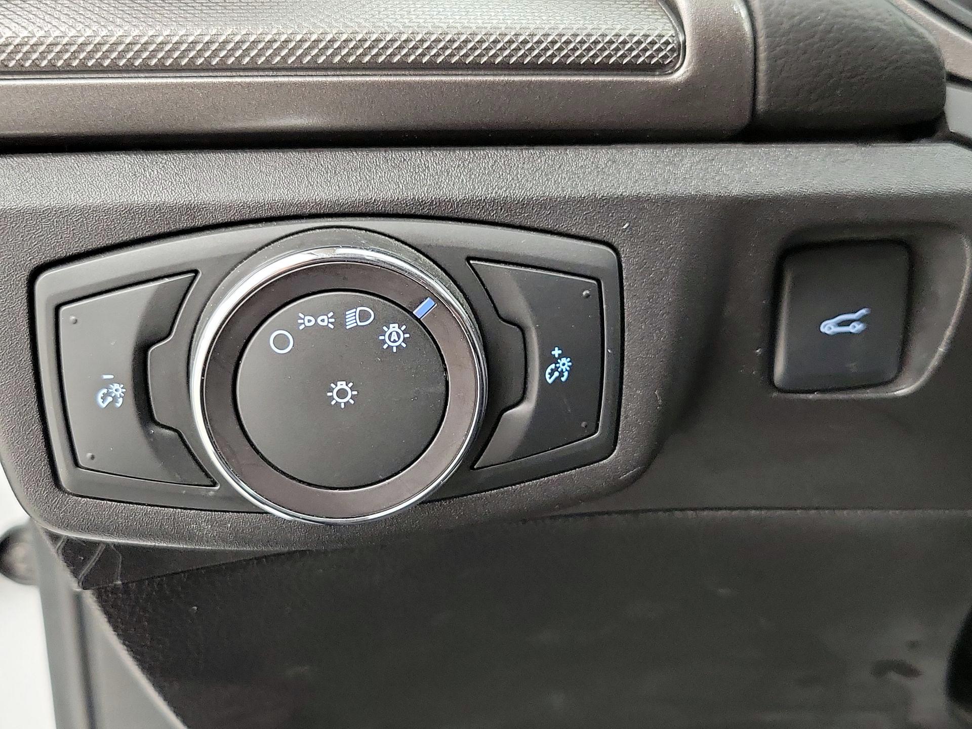 Thumbnail: 2018 Ford Fusion - 13