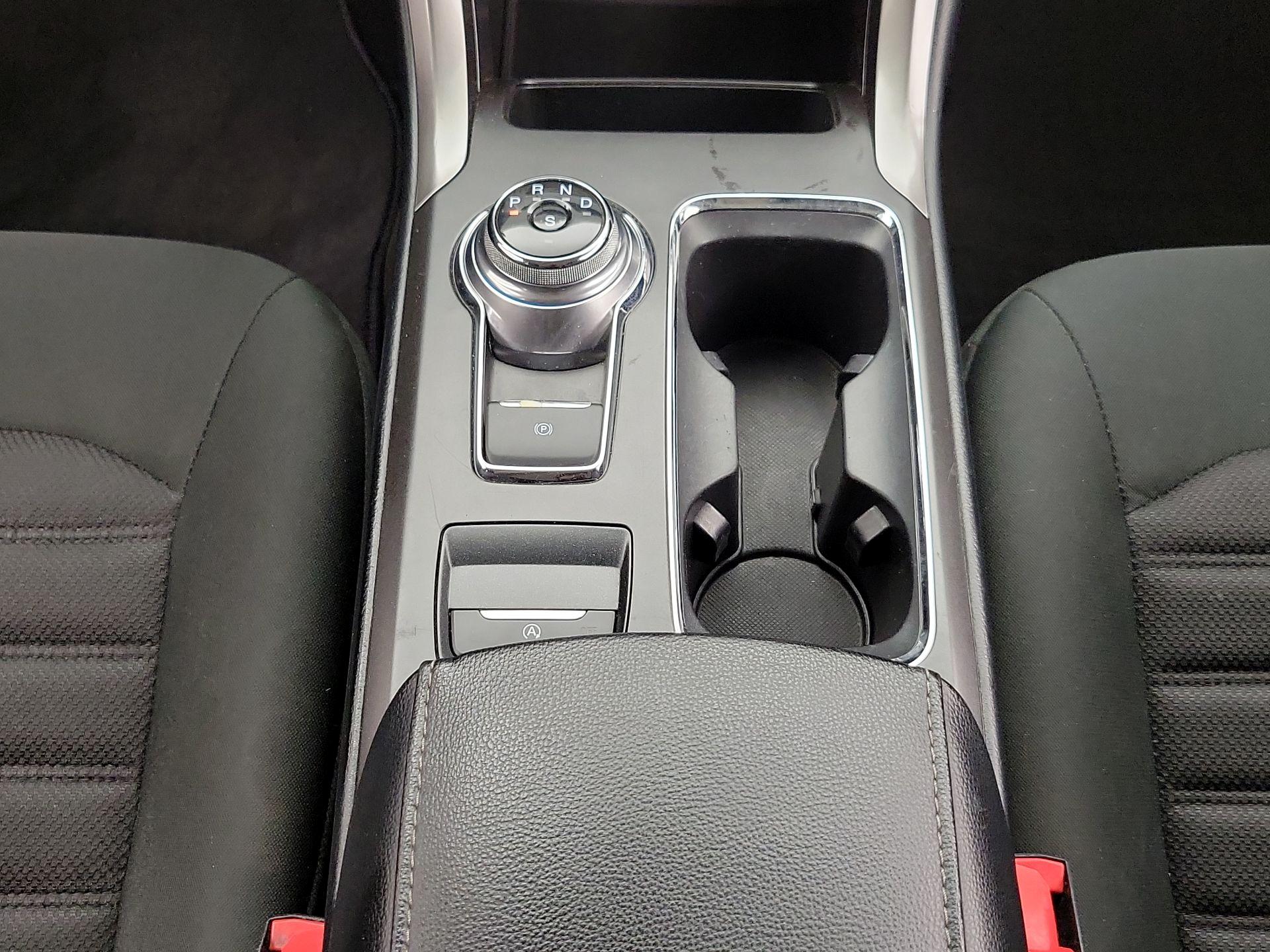 Thumbnail: 2018 Ford Fusion - 17