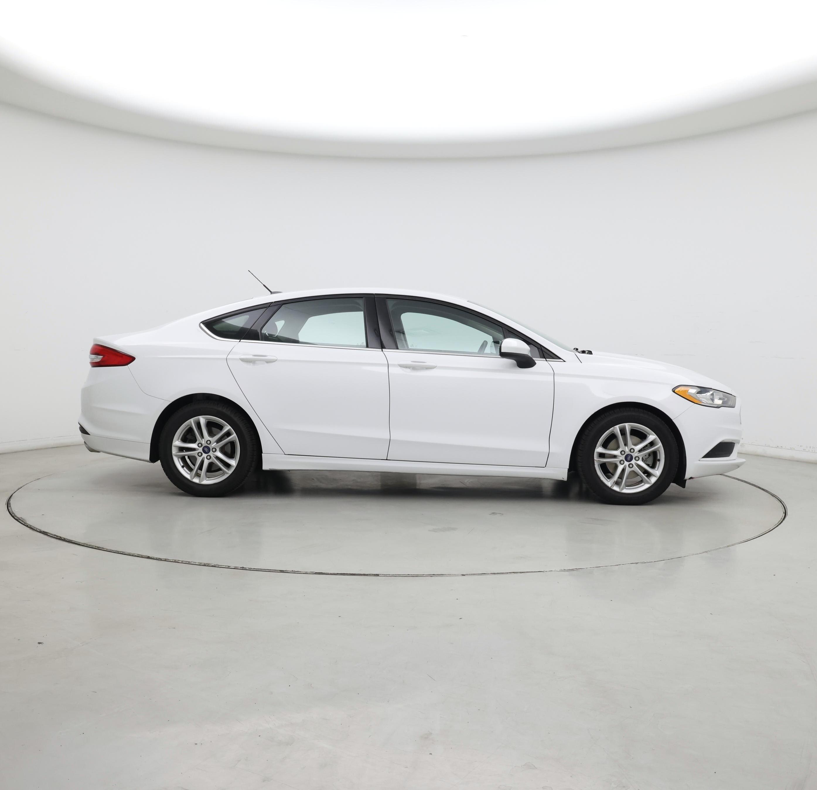 Thumbnail: 2018 Ford Fusion - 7