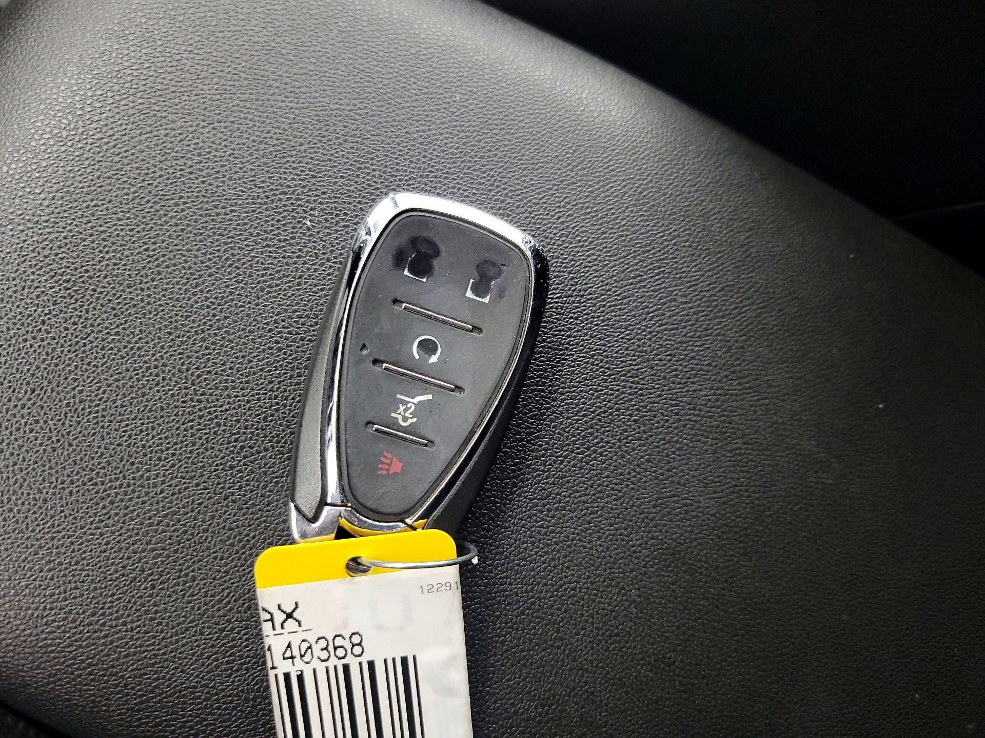 Thumbnail: 2020 Chevrolet Equinox - 18