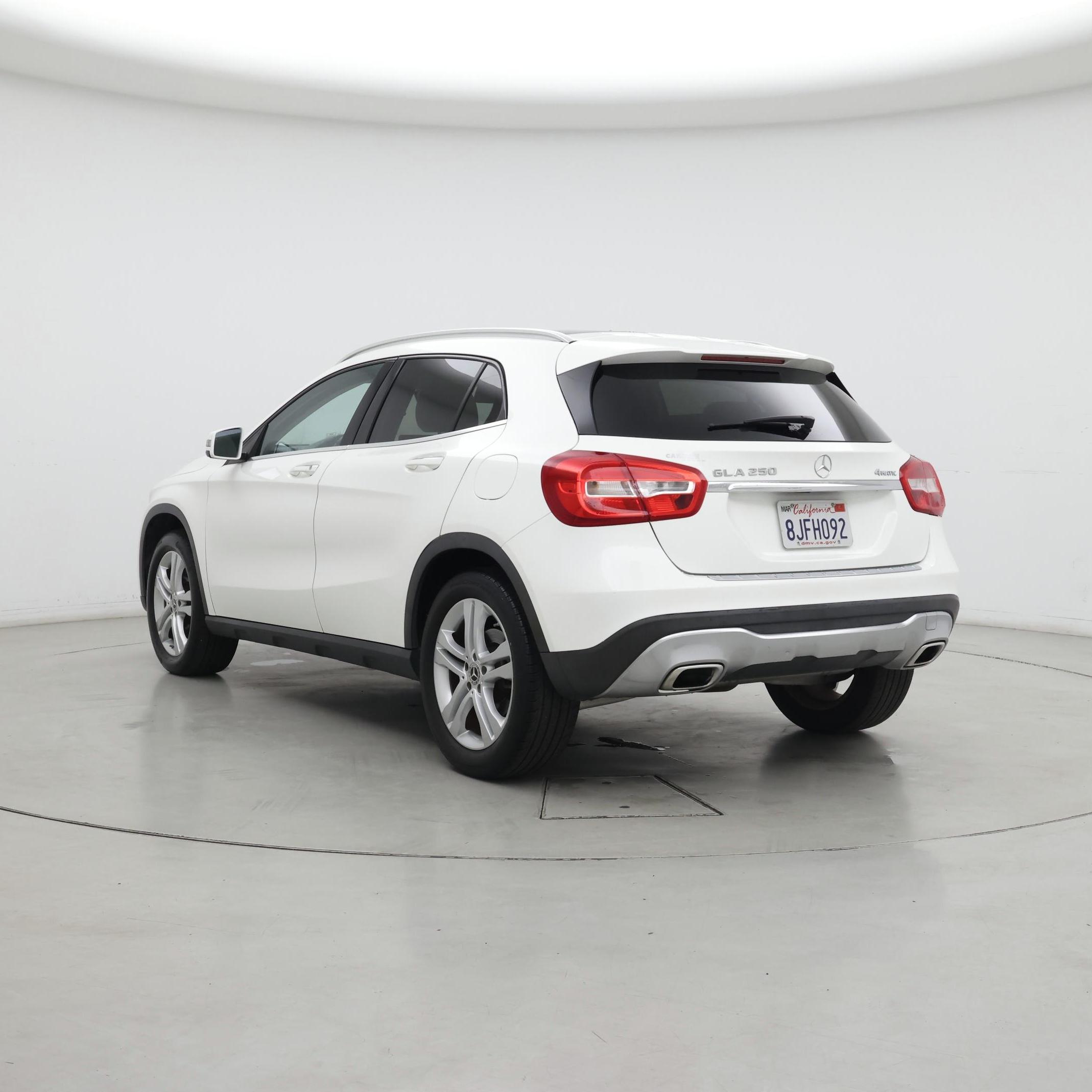 Thumbnail: 2019 Mercedes-Benz GLA - 2