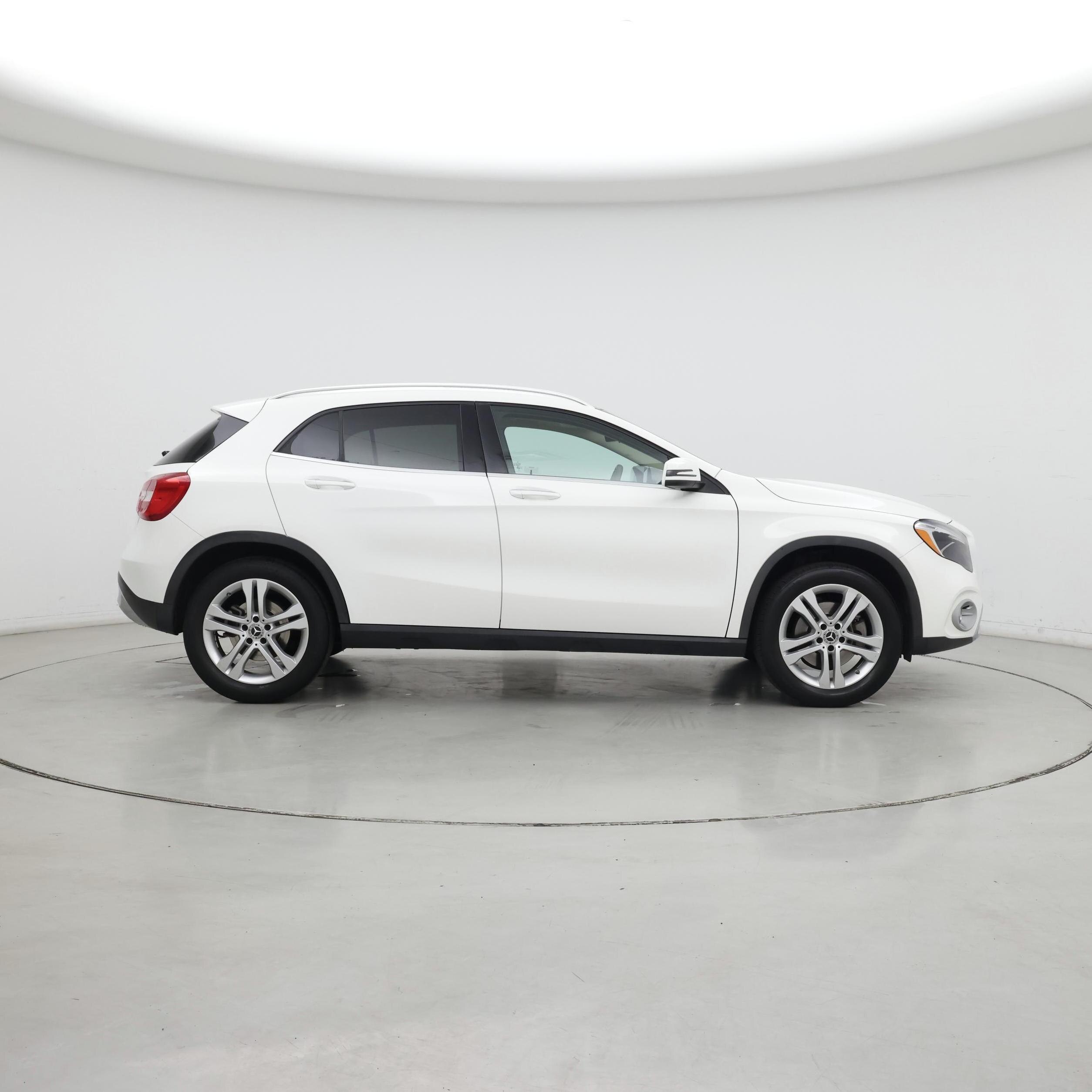 Thumbnail: 2019 Mercedes-Benz GLA - 7