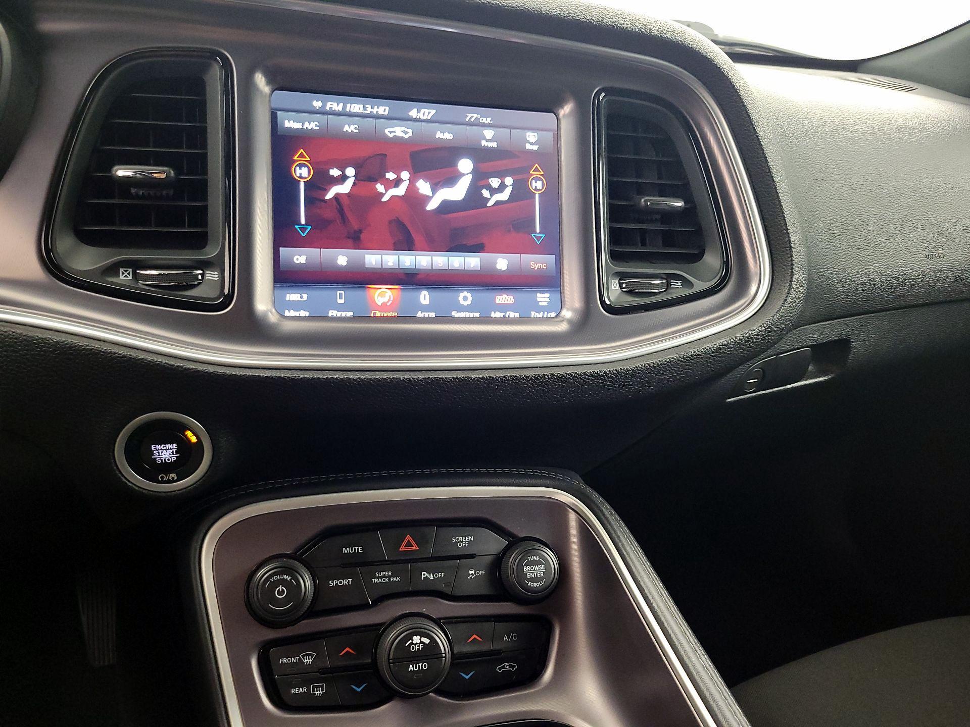 Thumbnail: 2021 Dodge Challenger - 17