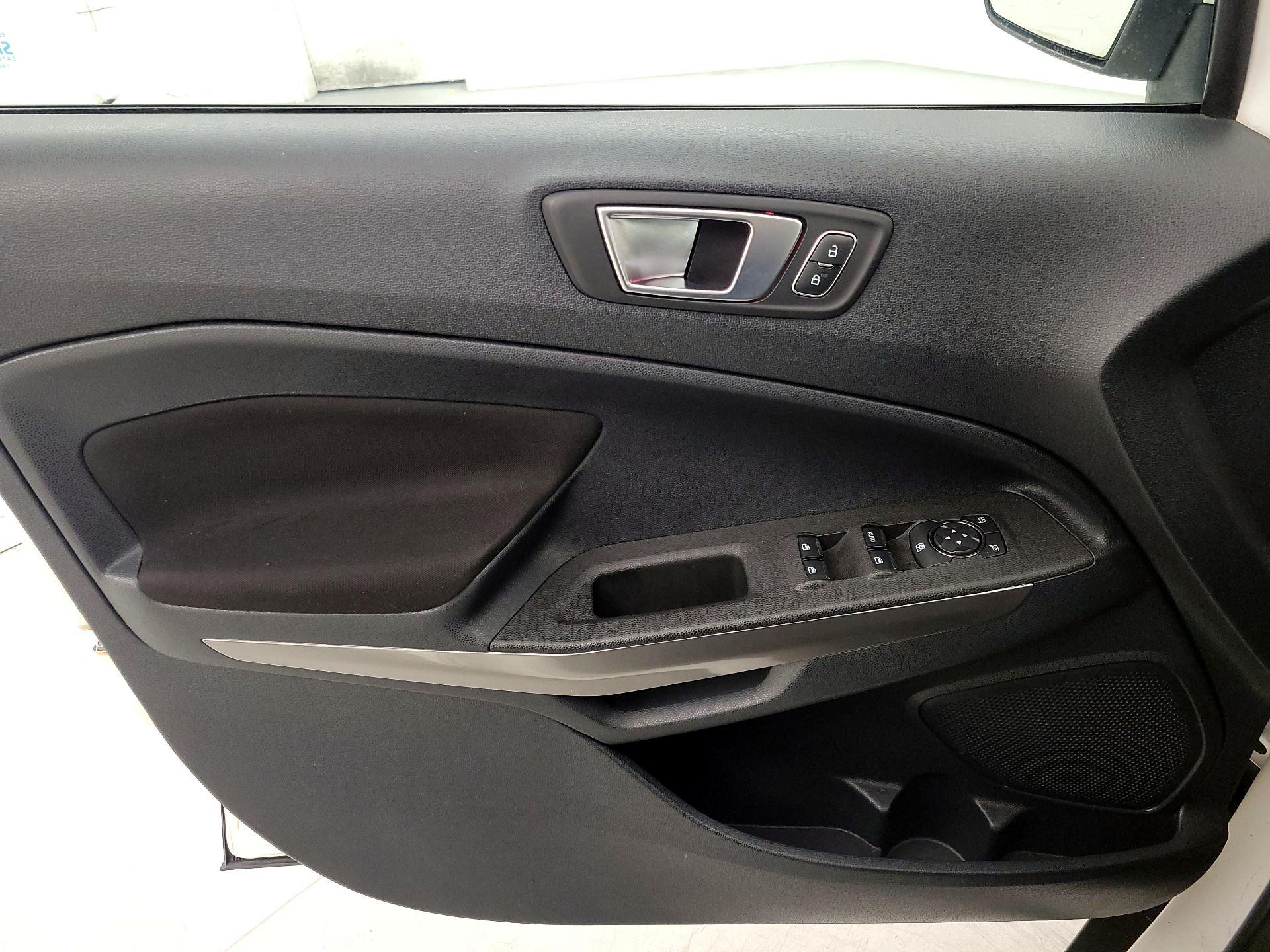 Thumbnail: 2018 Ford EcoSport - 12