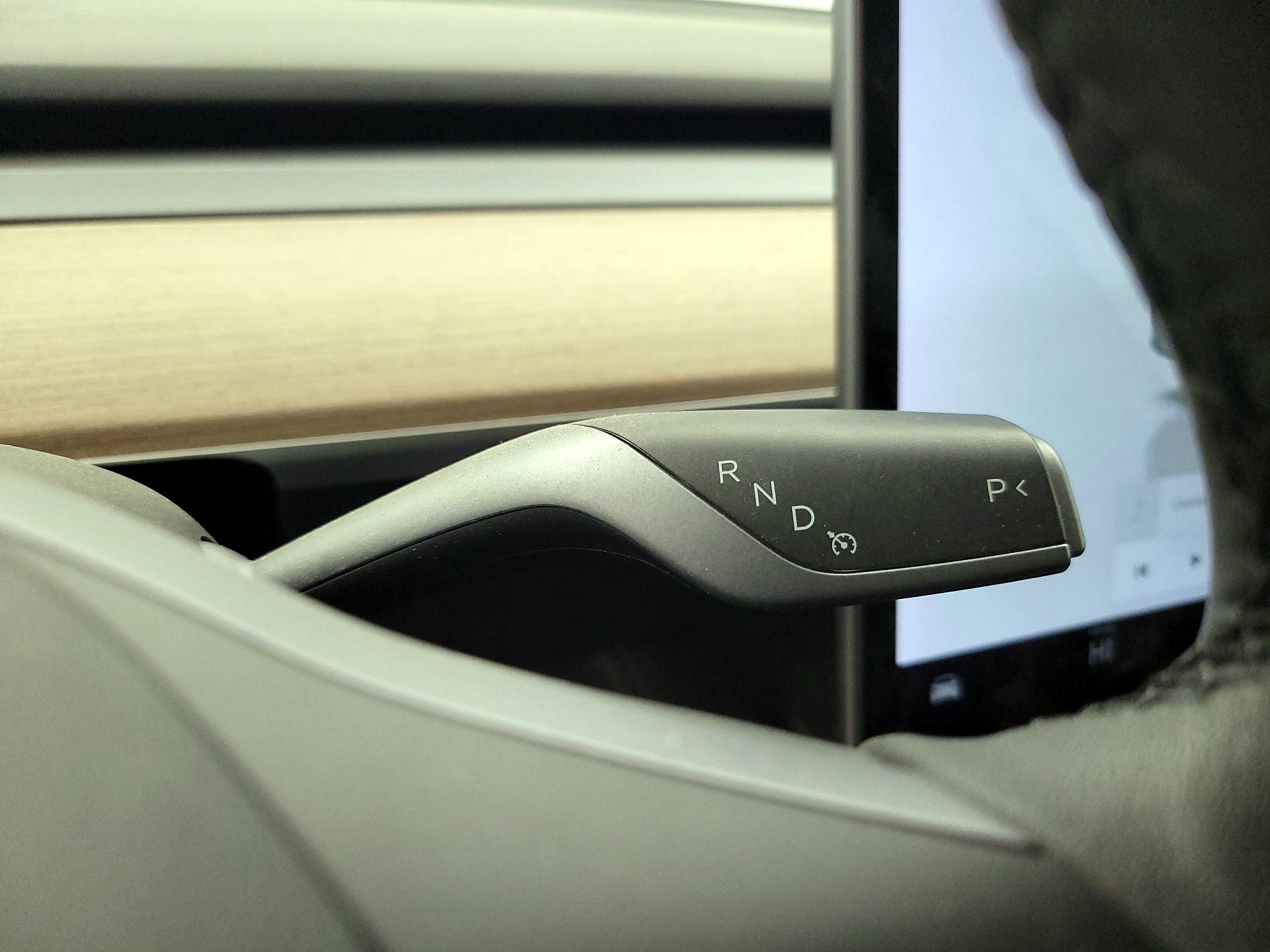 Thumbnail: 2022 Tesla Model Y - 17