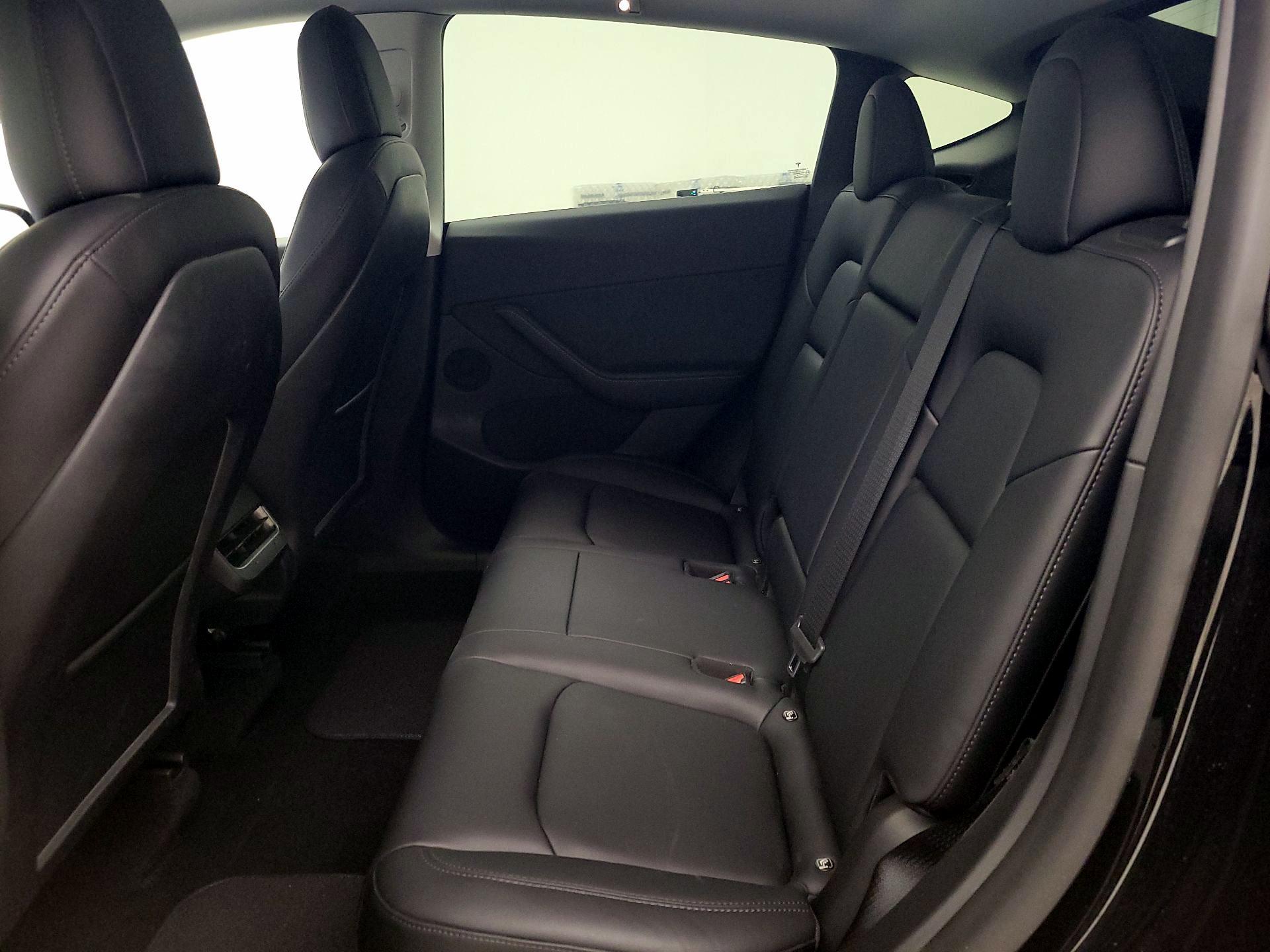 Thumbnail: 2022 Tesla Model Y - 18