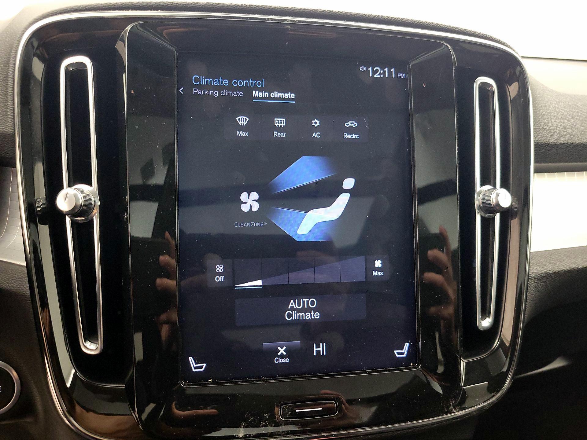 Thumbnail: 2020 Volvo XC40 - 14