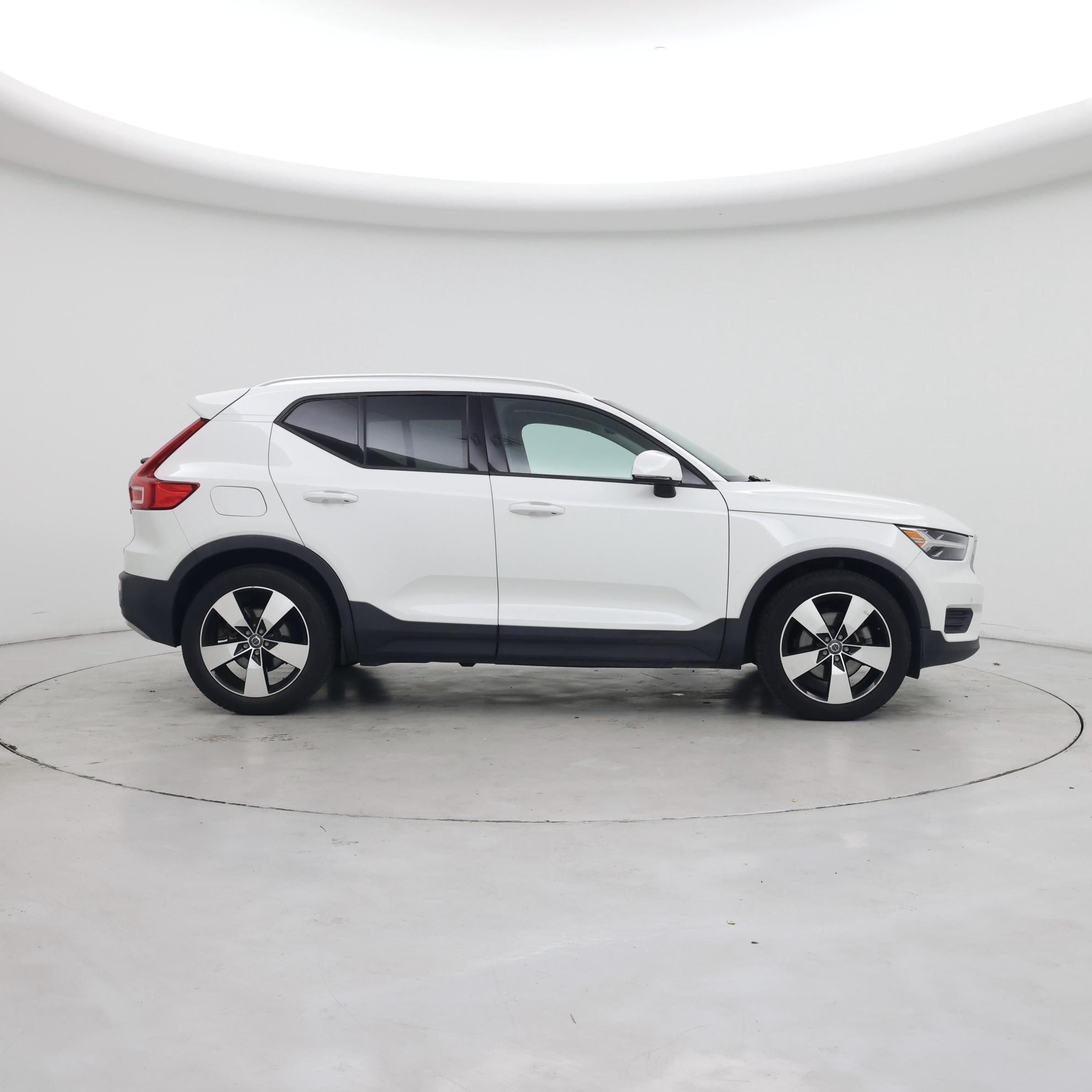 Thumbnail: 2020 Volvo XC40 - 7