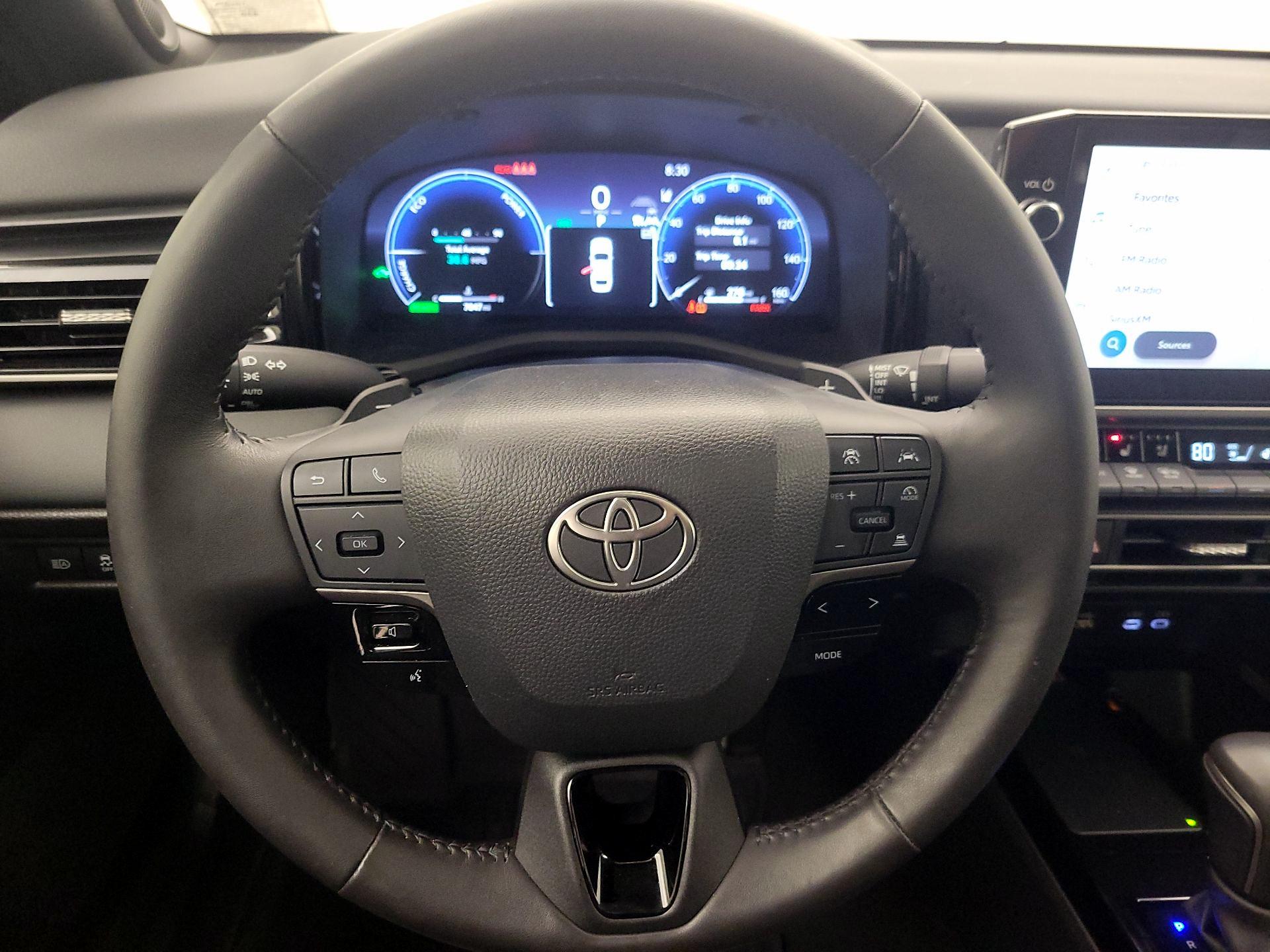 Thumbnail: 2025 Toyota Camry - 10