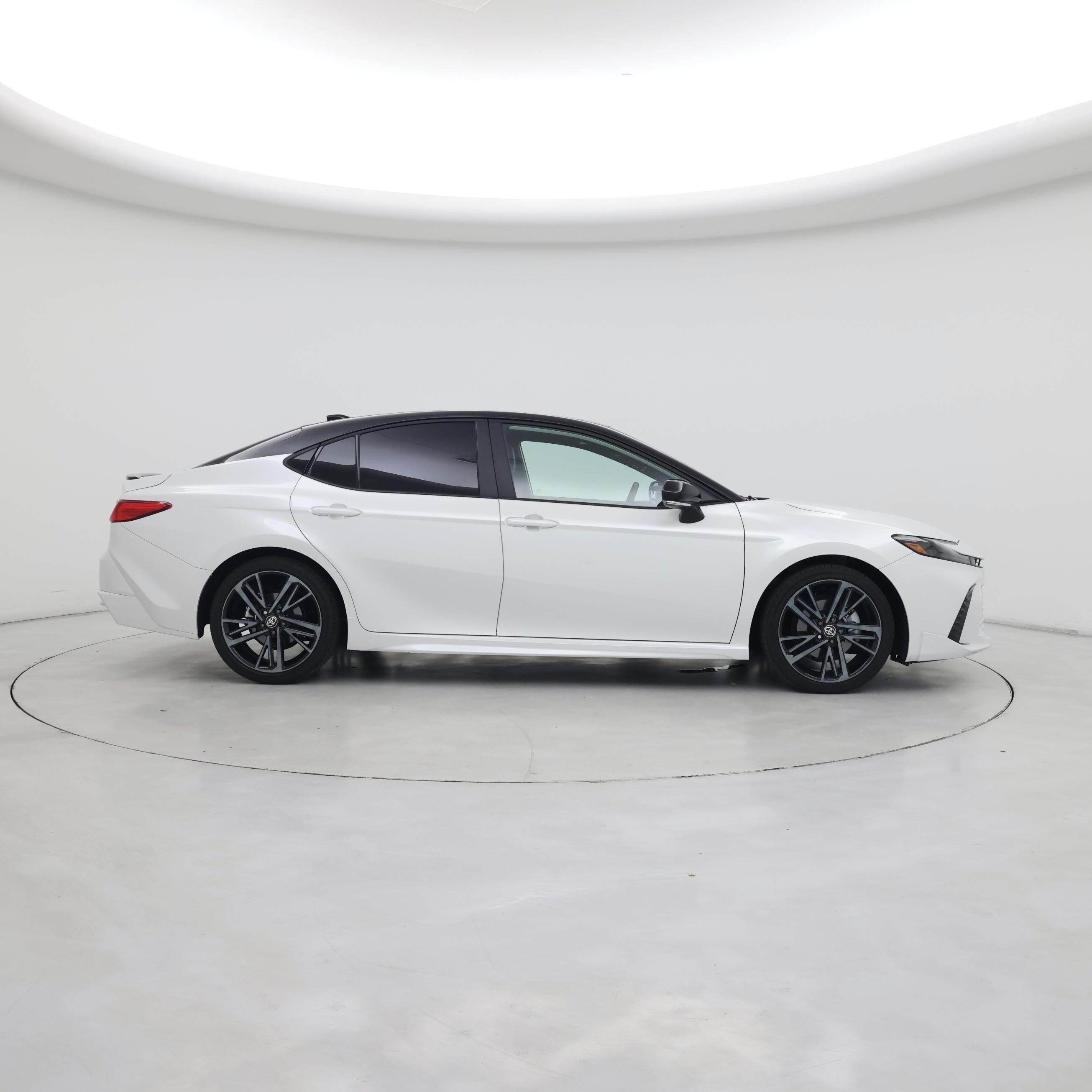 Thumbnail: 2025 Toyota Camry - 7