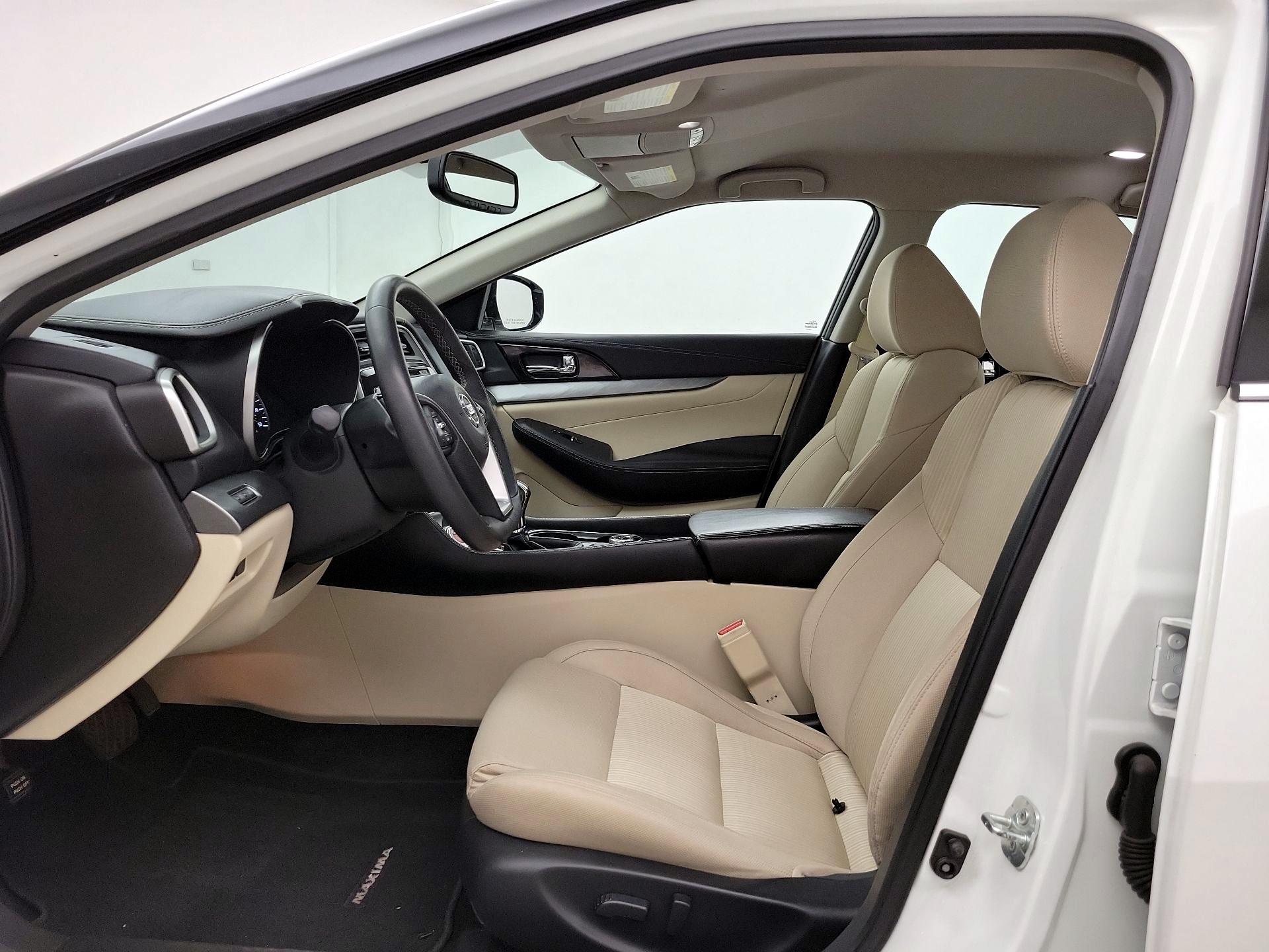 Thumbnail: 2017 Nissan Maxima - 11