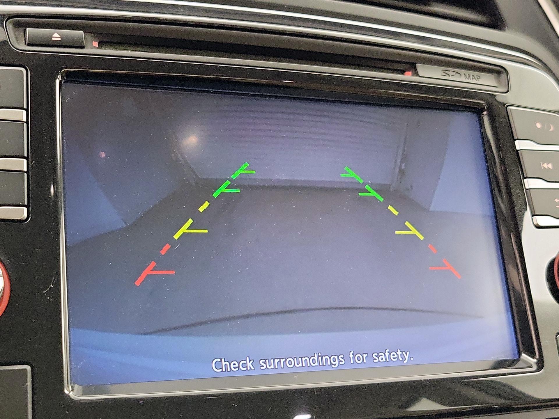 Thumbnail: 2017 Nissan Maxima - 15