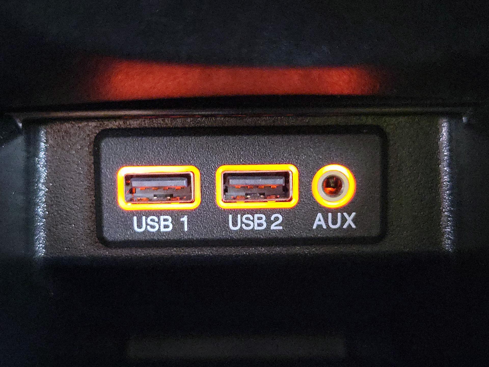 Thumbnail: 2017 Nissan Maxima - 19