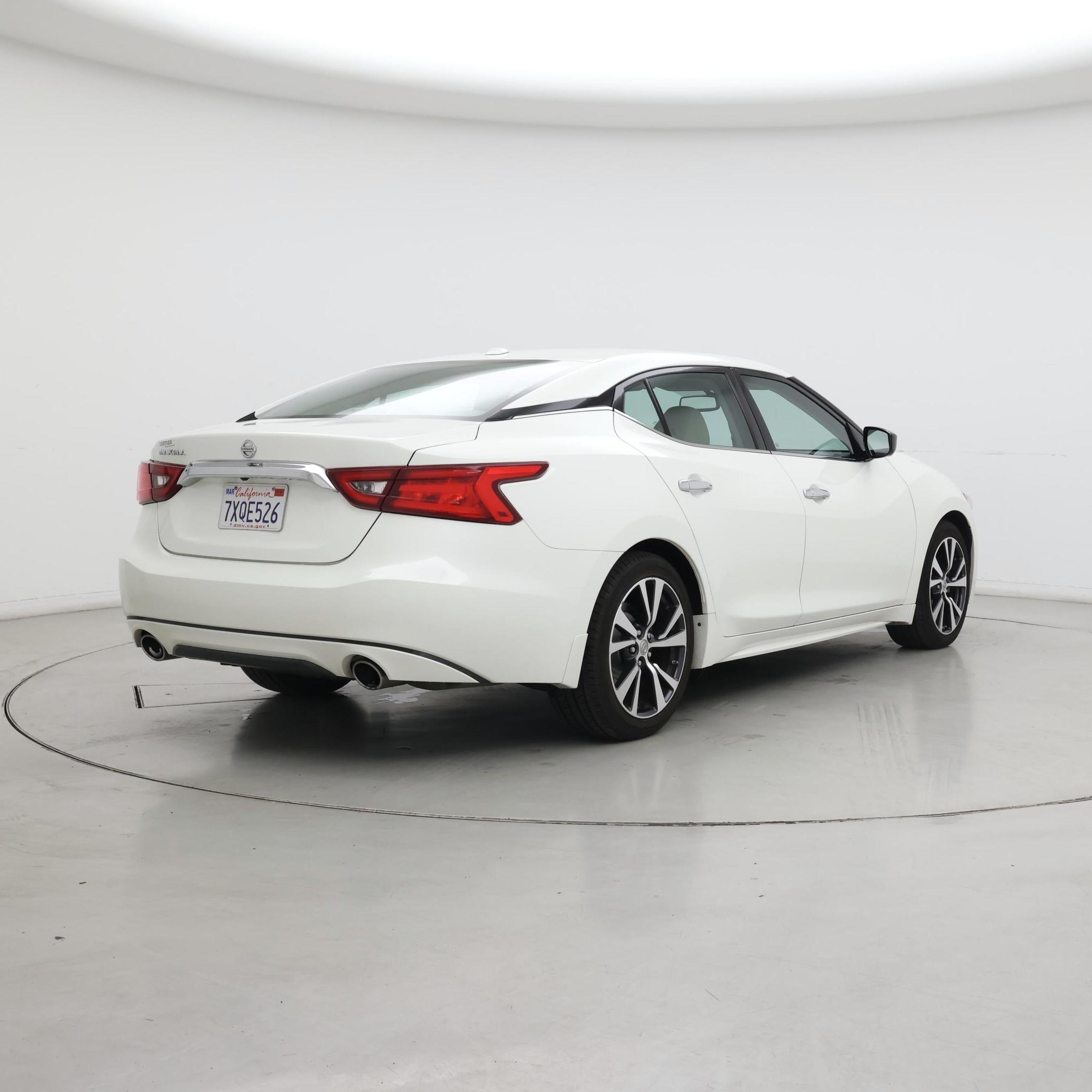 Thumbnail: 2017 Nissan Maxima - 8