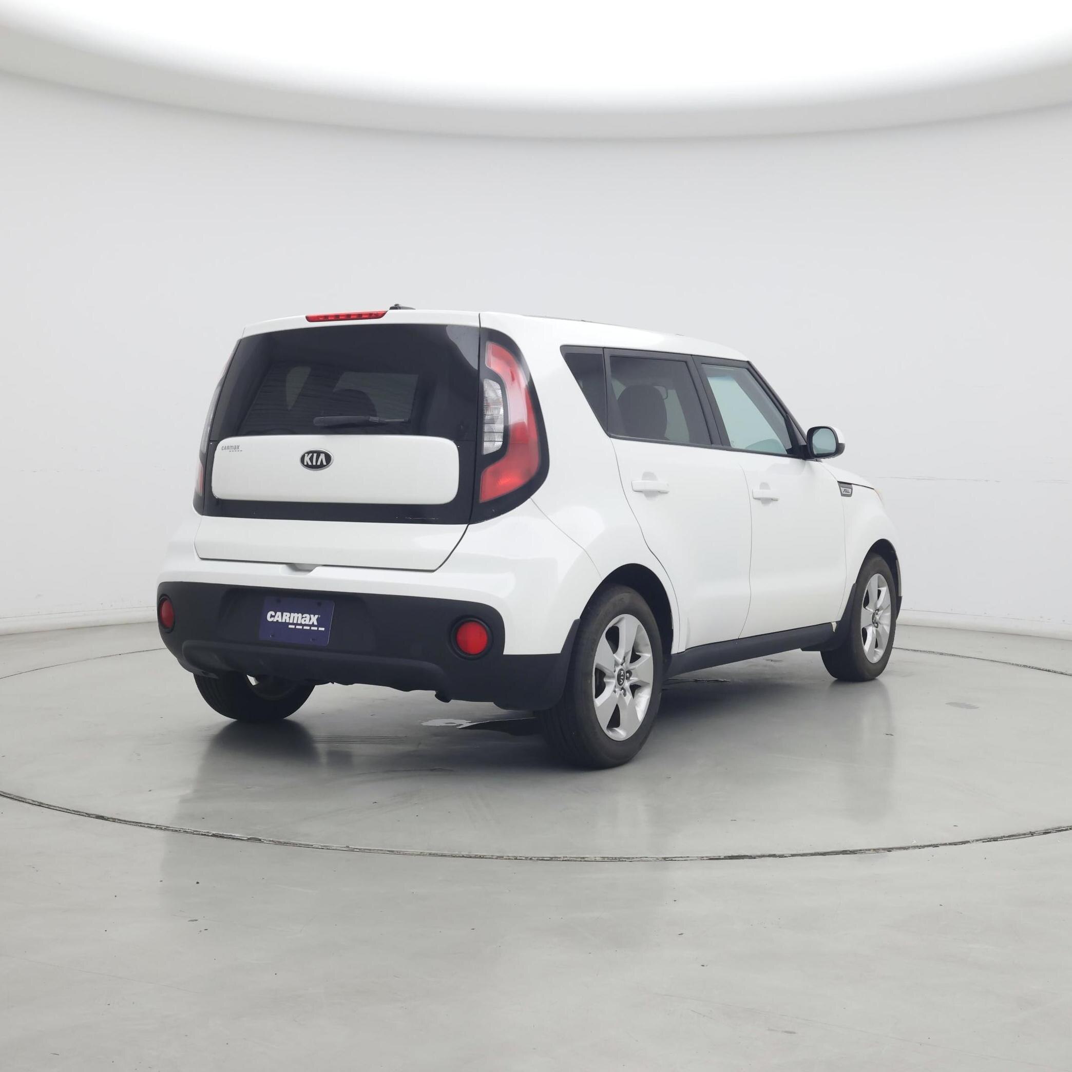 Thumbnail: 2017 Kia Soul - 8