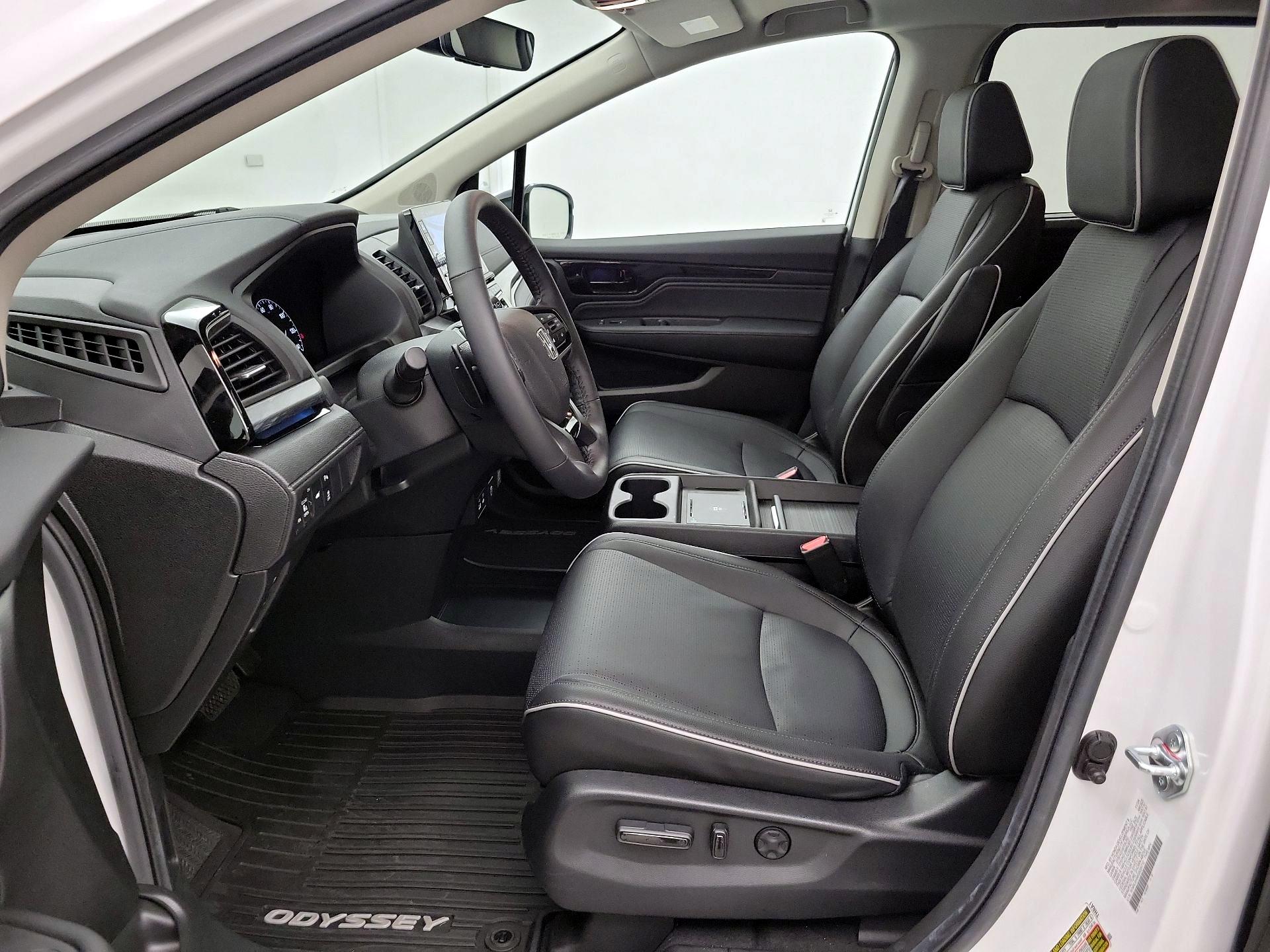 Thumbnail: 2025 Honda Odyssey - 11