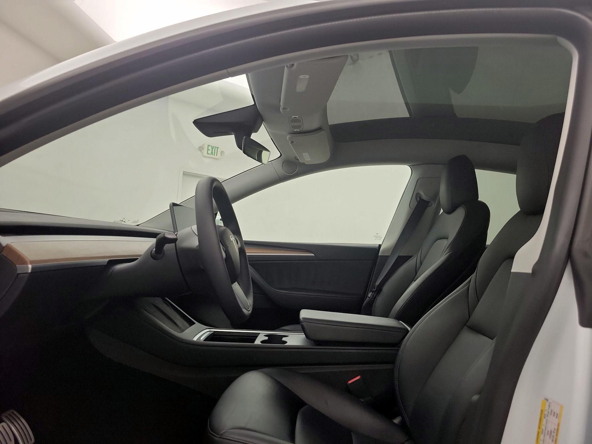 Thumbnail: 2022 Tesla Model Y - 19