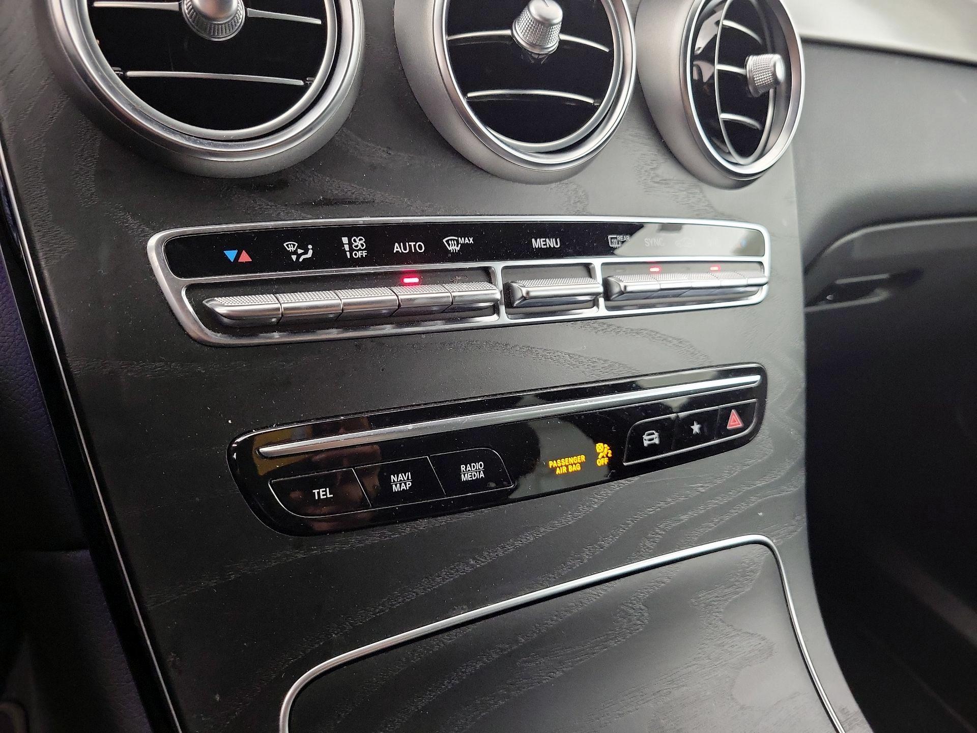 Thumbnail: 2021 Mercedes-Benz GLC - 16