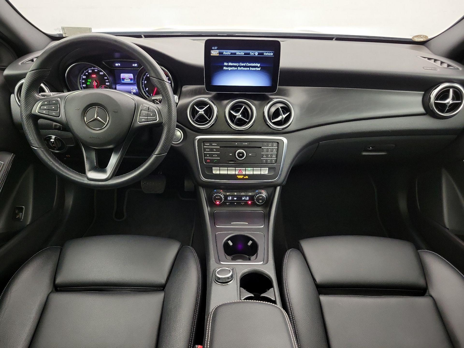 Thumbnail: 2020 Mercedes-Benz GLA - 9