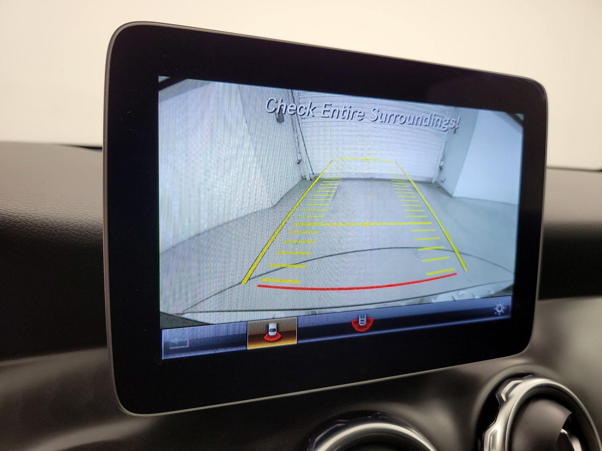 Thumbnail: 2020 Mercedes-Benz GLA - 14