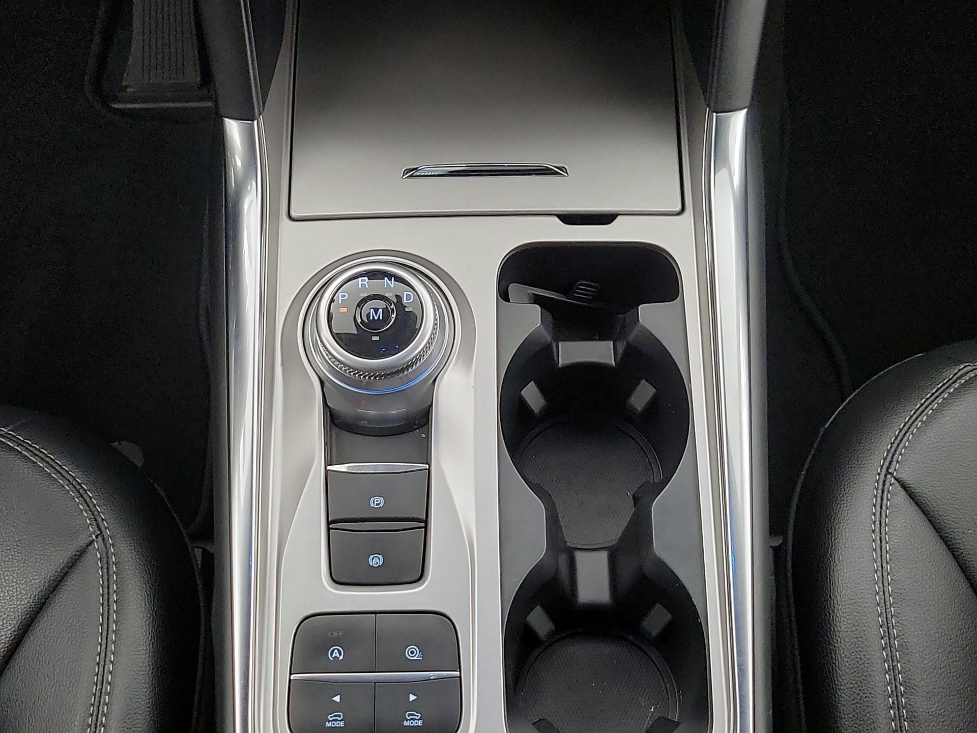 Thumbnail: 2020 Ford Explorer - 18