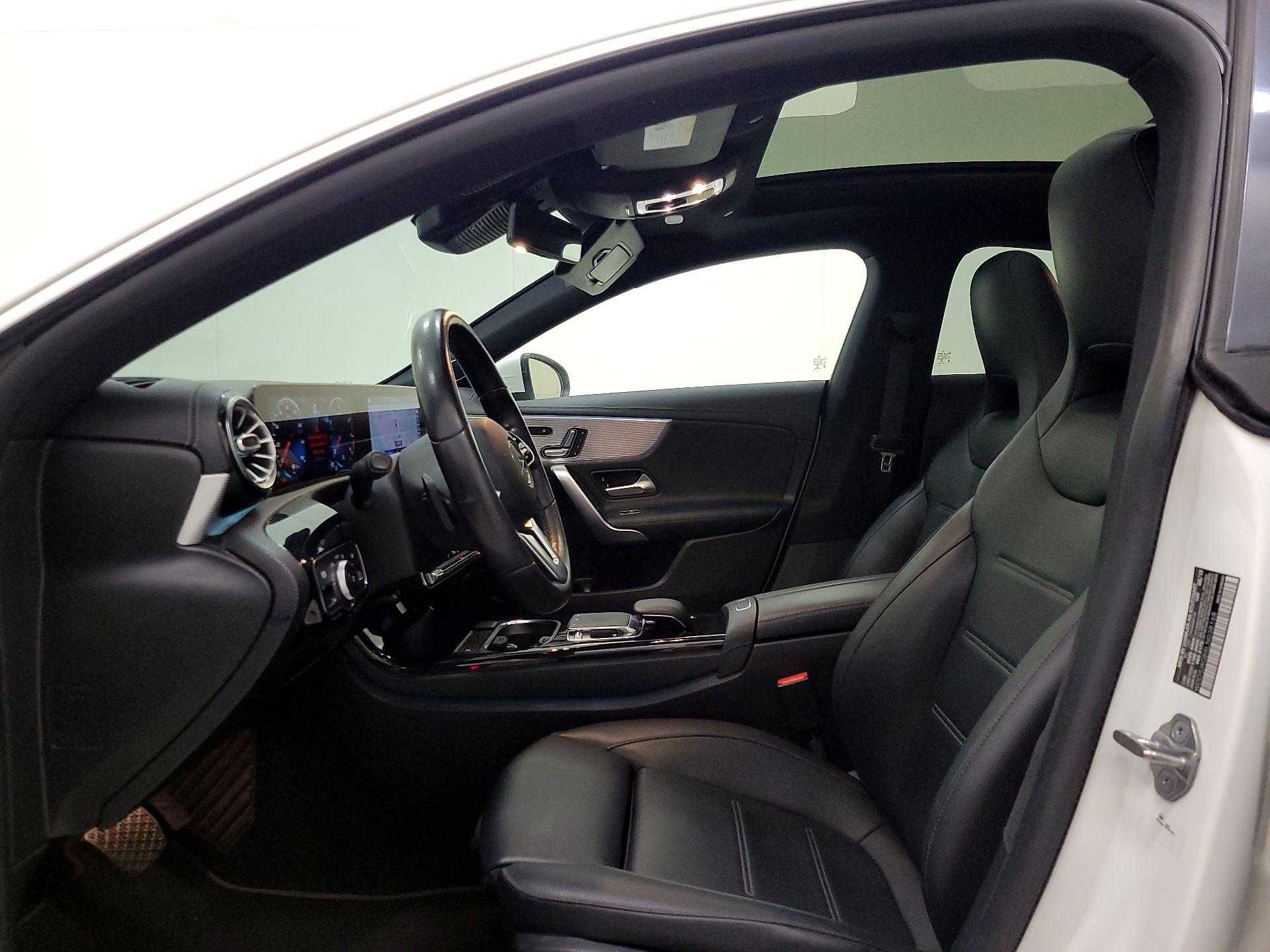 Thumbnail: 2020 Mercedes-Benz CLA - 20