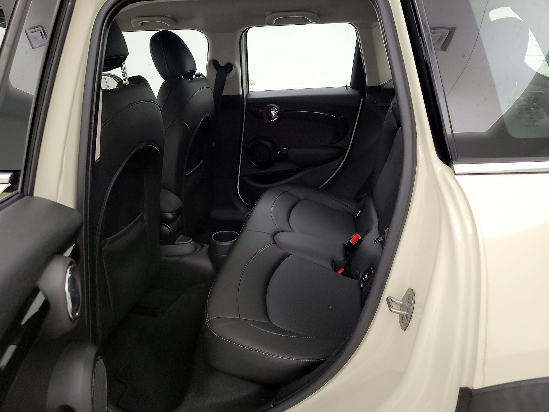 Thumbnail: 2019 MINI Cooper Hardtop - 19