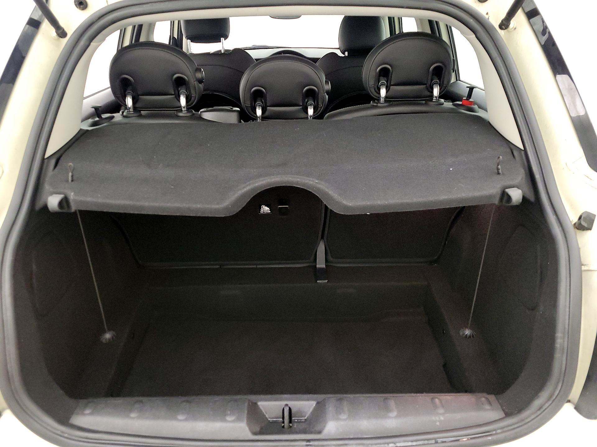 Thumbnail: 2019 MINI Cooper Hardtop - 20