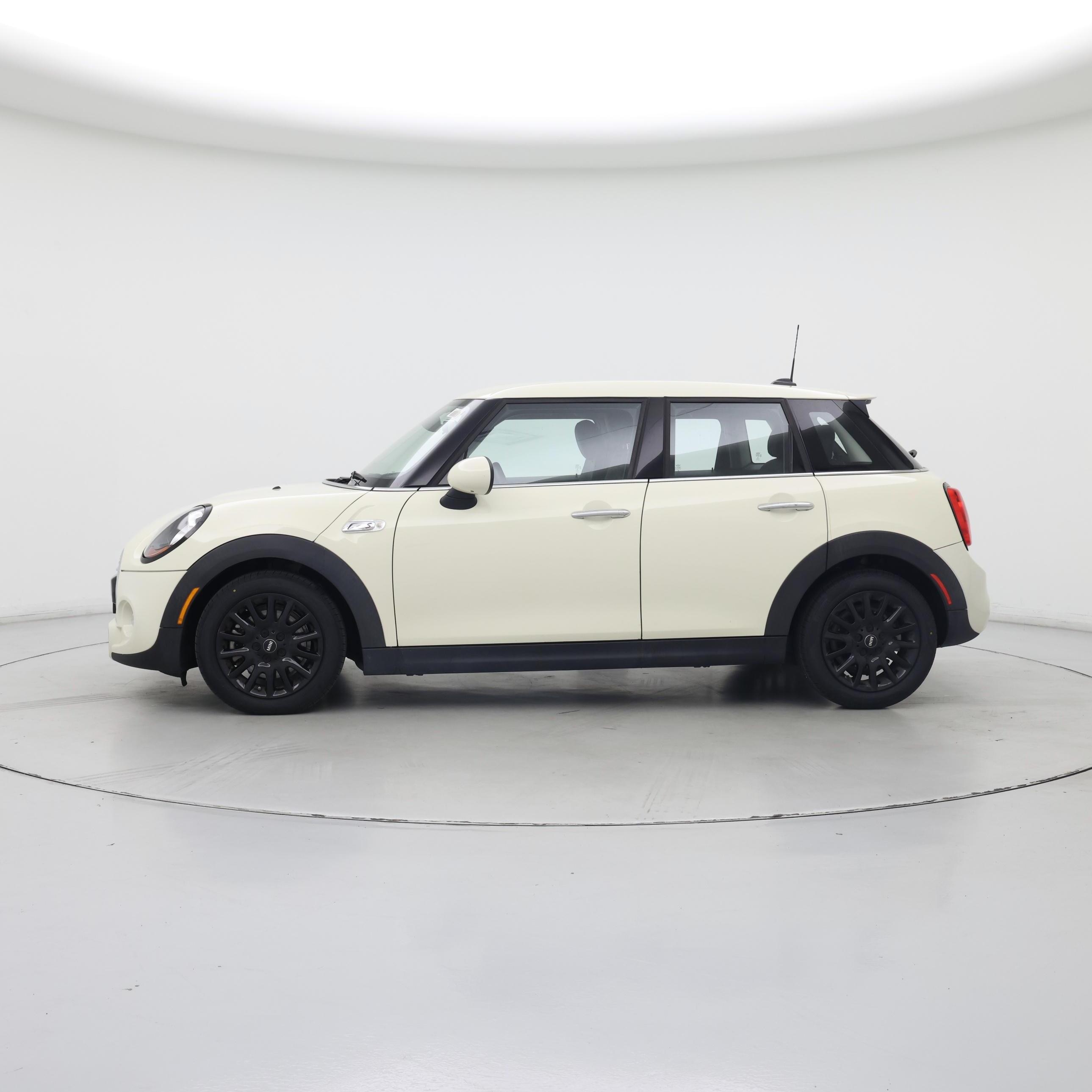 Thumbnail: 2019 MINI Cooper Hardtop - 3
