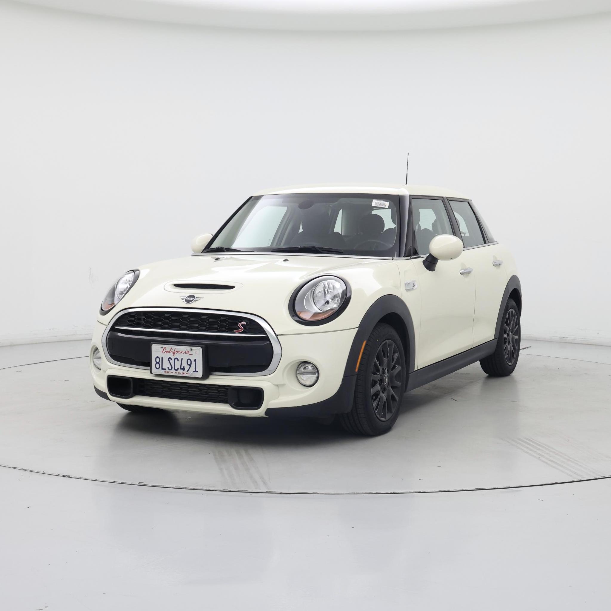 Thumbnail: 2019 MINI Cooper Hardtop - 4